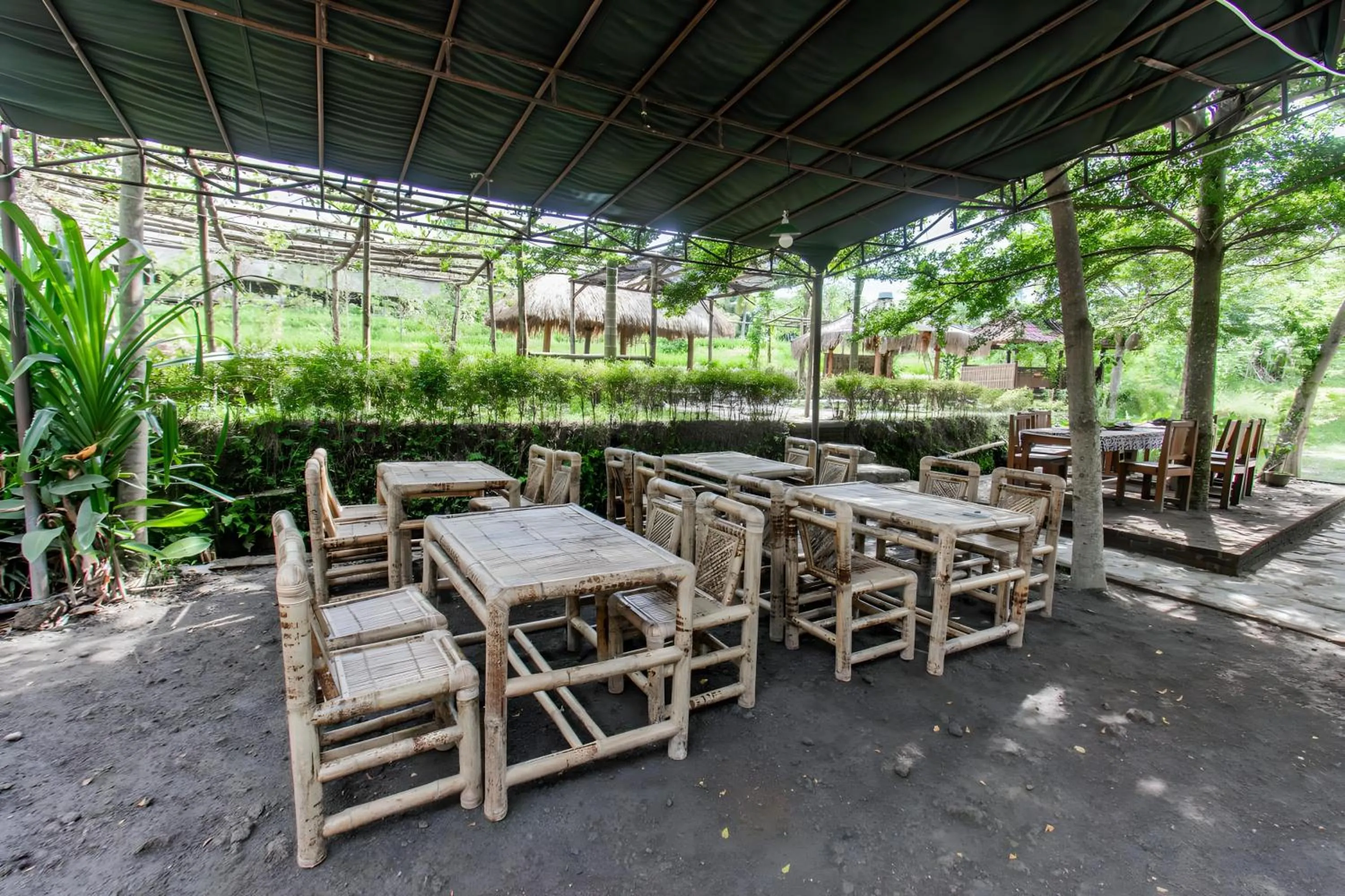 Other in Hotel O Homestay Bonjeruk Near Restoran Pawon 21 Bonjeruk