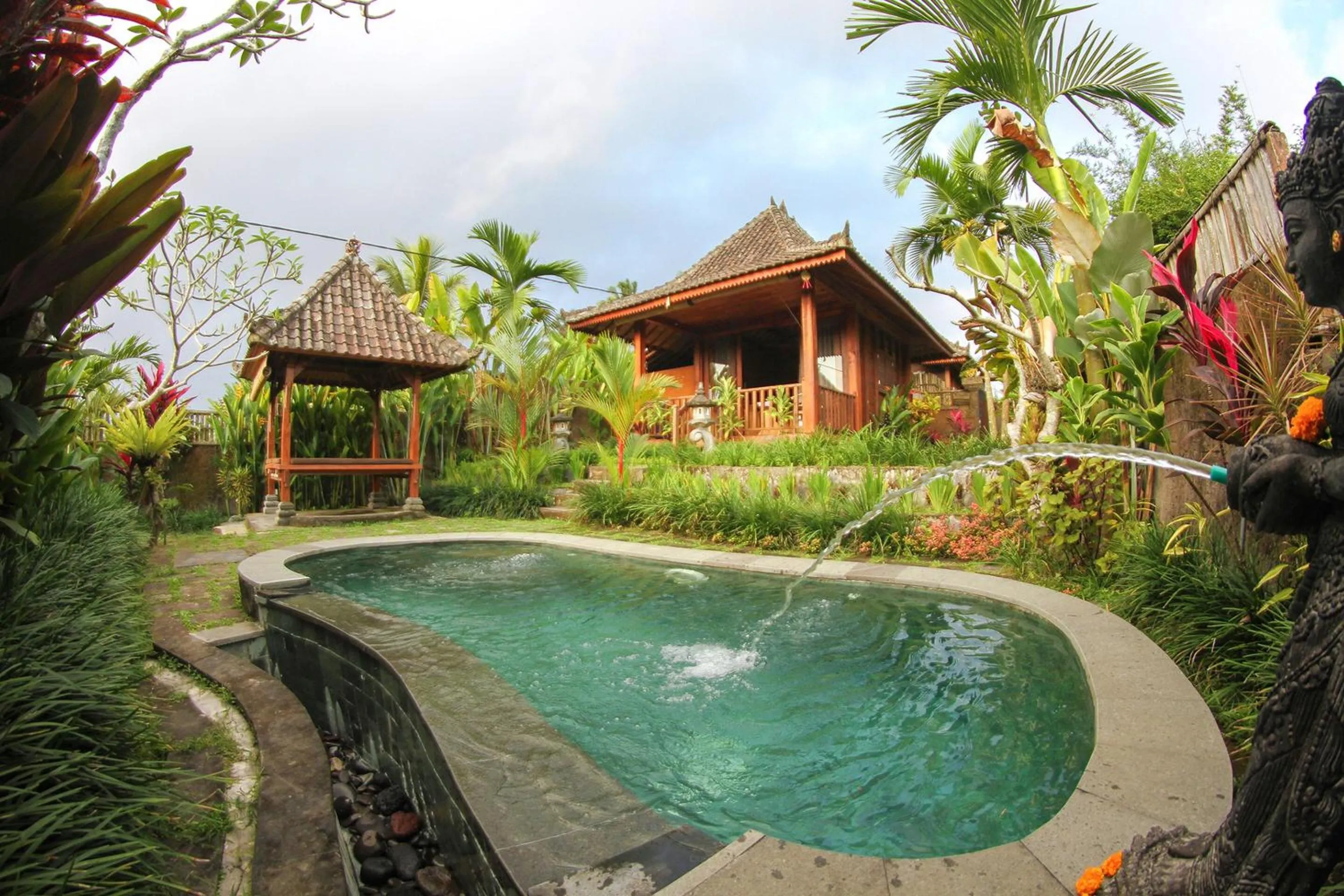 Swimming pool in Belvilla Moksha Ceking Rice TerraceNearUbud Jungle Swing