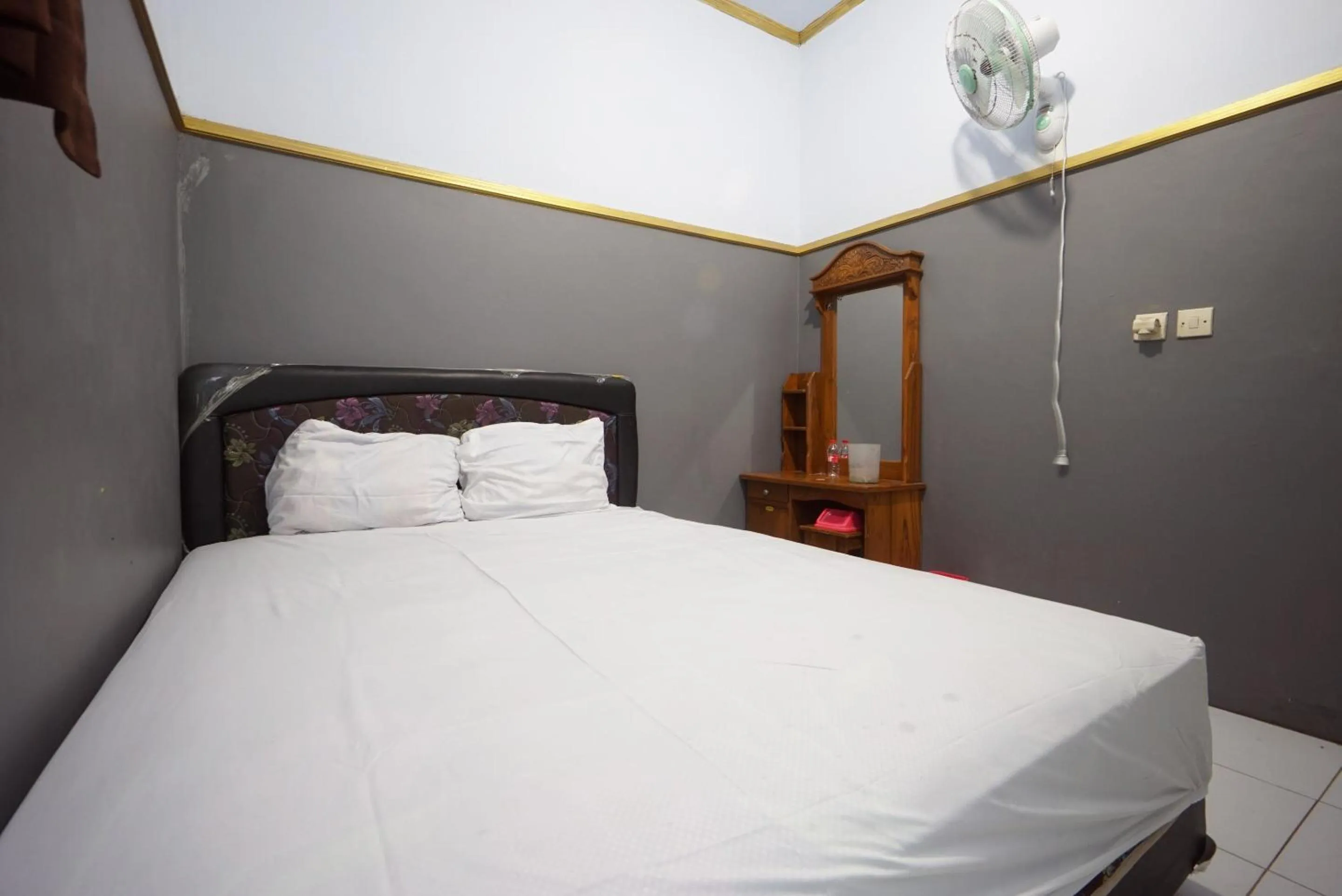 Bedroom in SPOT ON 93620 Anisa Homestay Syariah Near Pantai Gemah Tulungaggung
