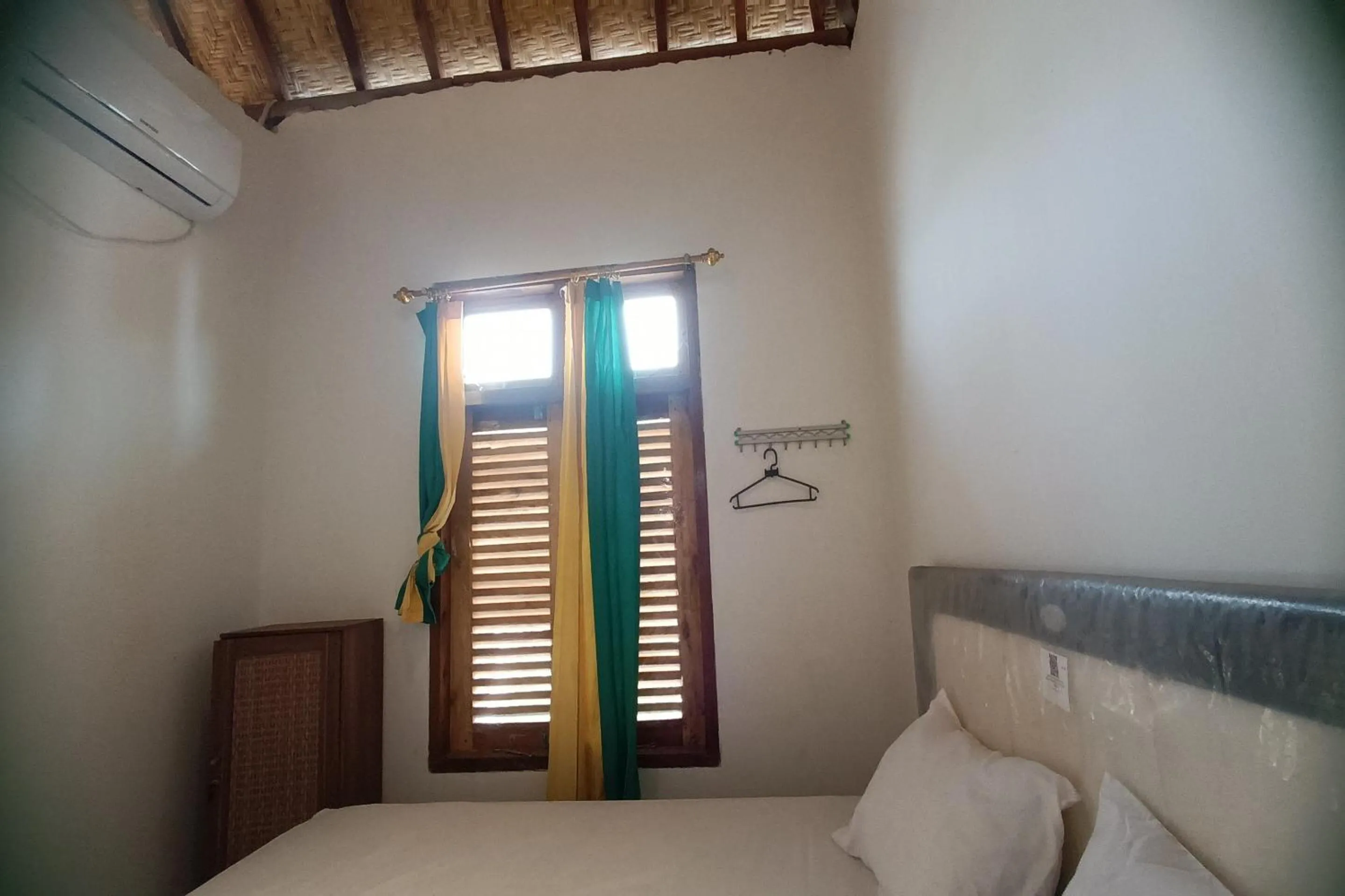 Bedroom in OYO 93626 Hi Homestay & Group