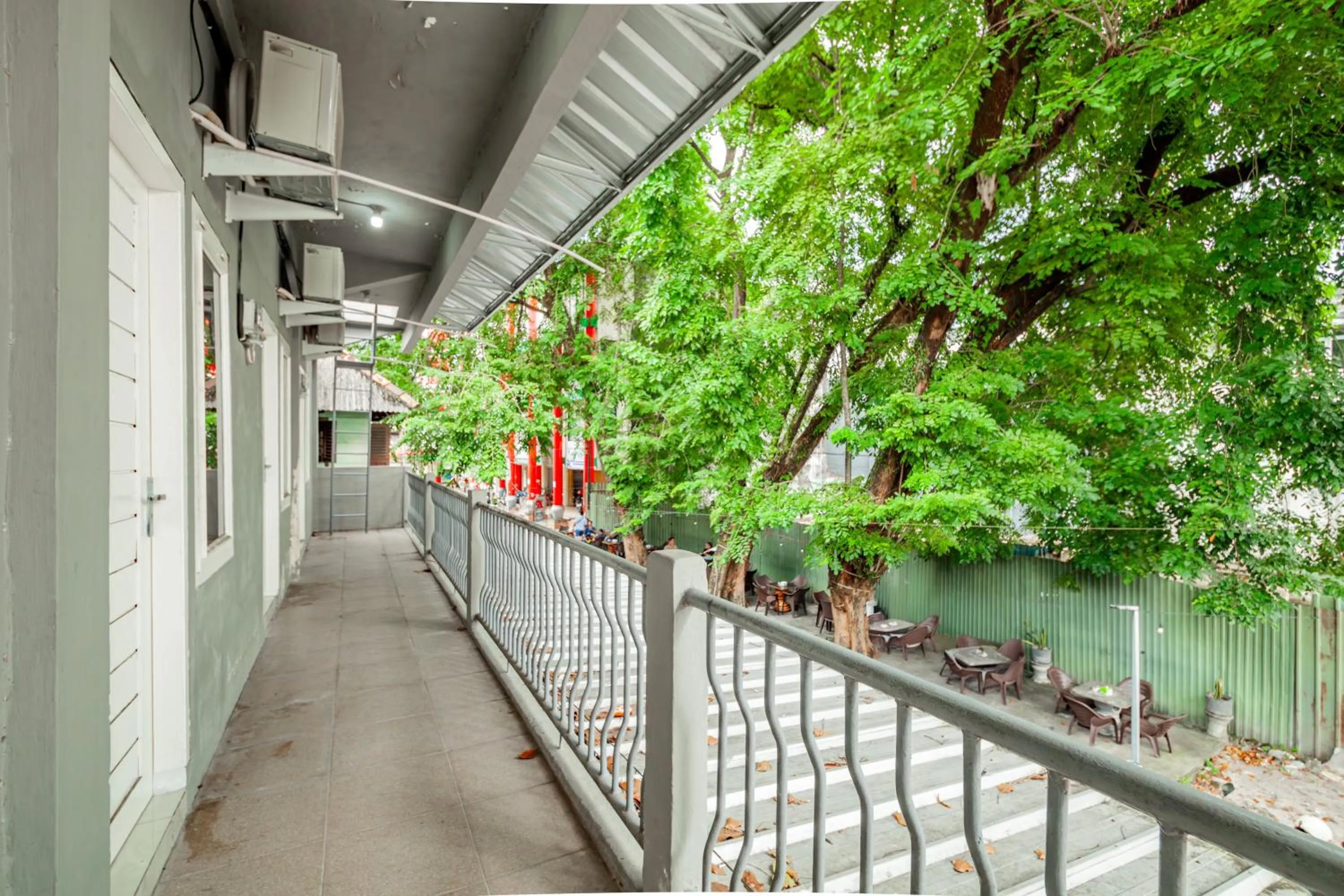 Lobby or reception in Hotel O Wongso Residence Syariah