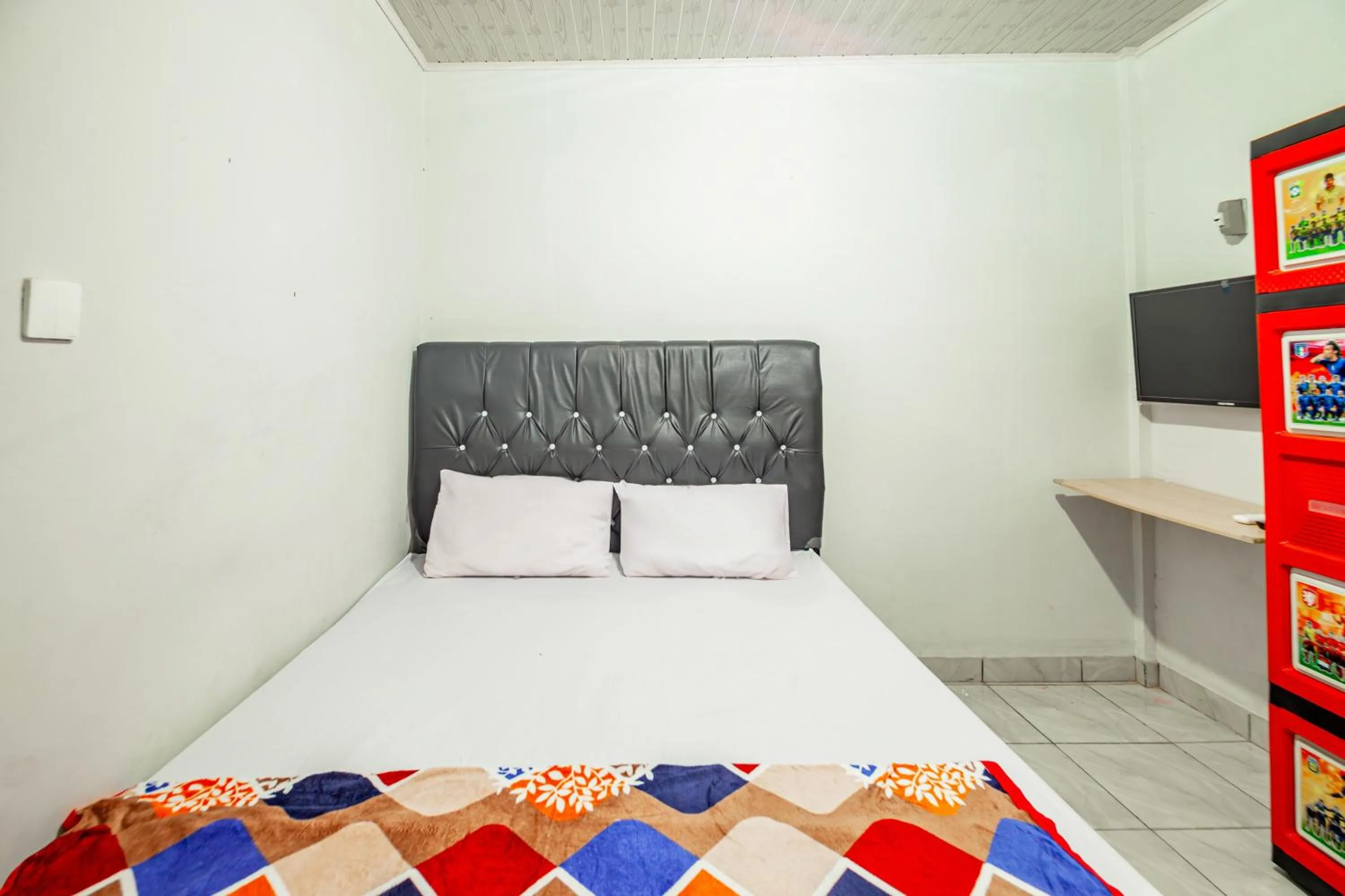 Bedroom, Bed in Hotel O Wongso Residence Syariah