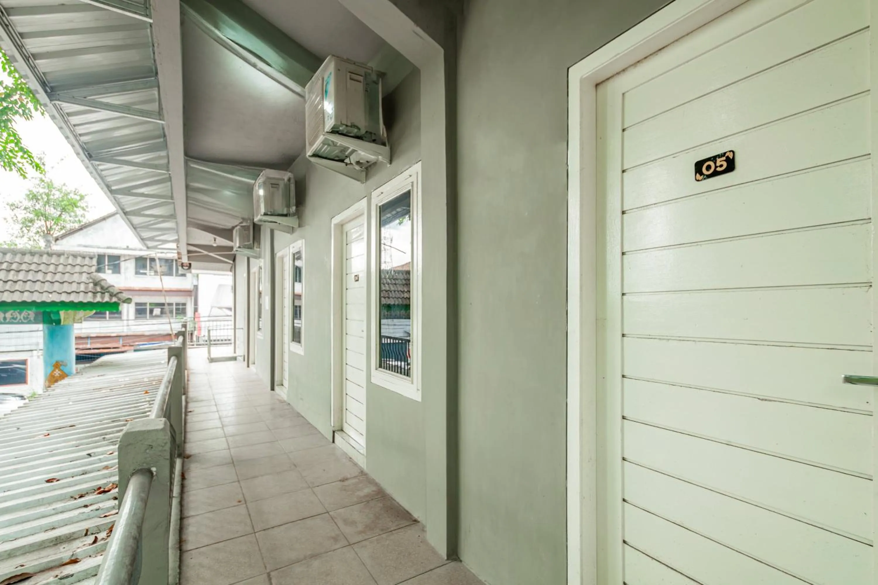 Lobby or reception in Hotel O Wongso Residence Syariah