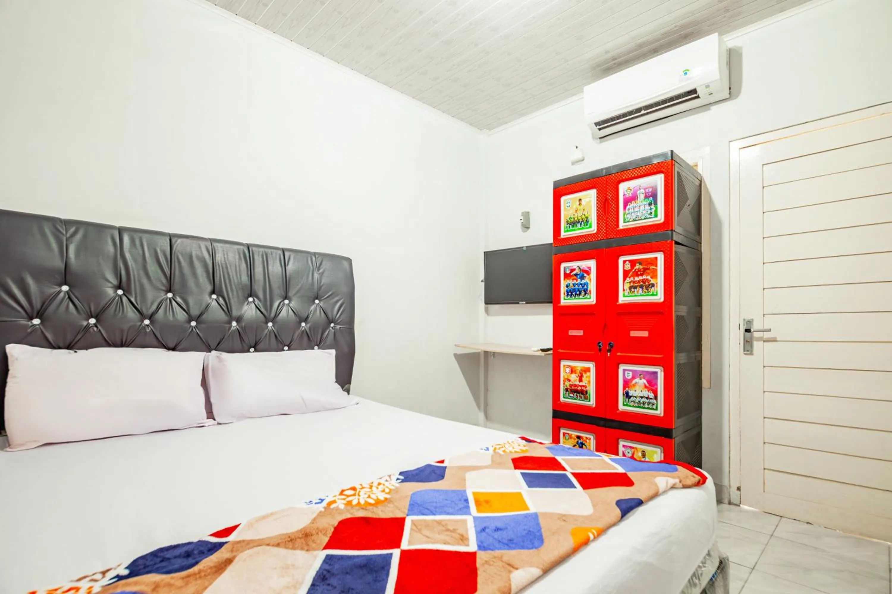 Bedroom, Bed in Hotel O Wongso Residence Syariah