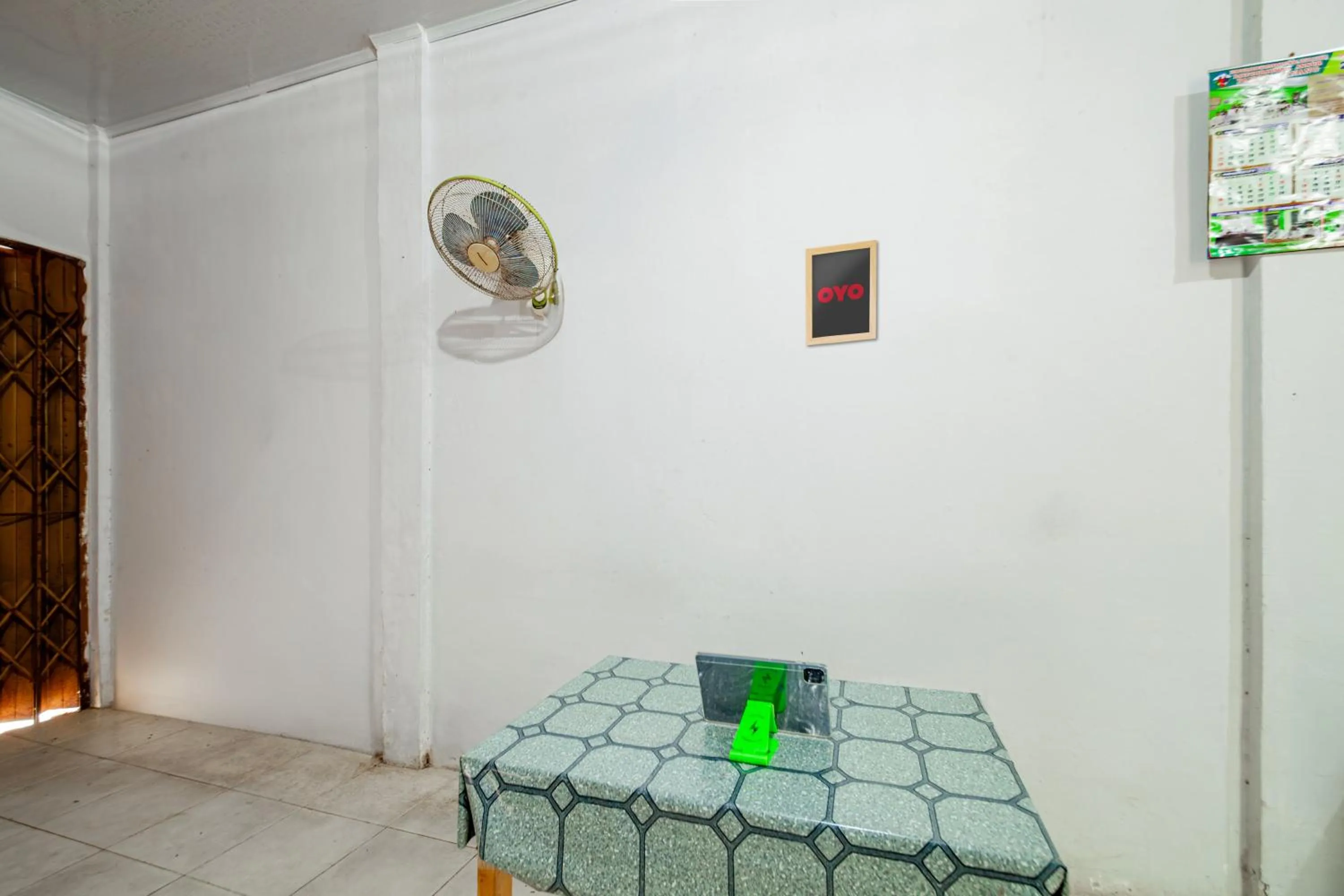 Lobby or reception in Hotel O Wongso Residence Syariah