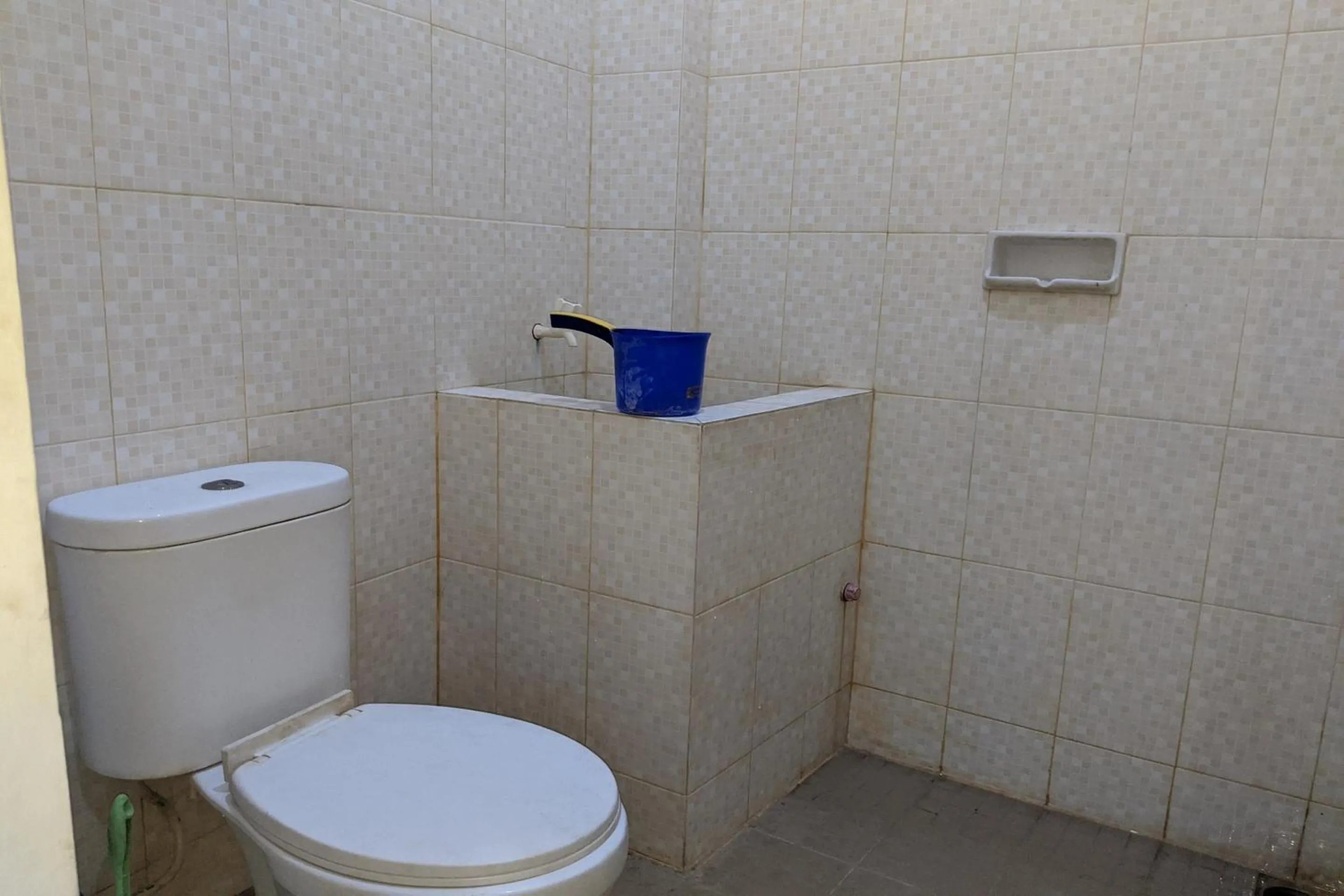 Bathroom in Hotel O Penginapan Al-asharNearWarung Acil Ubai