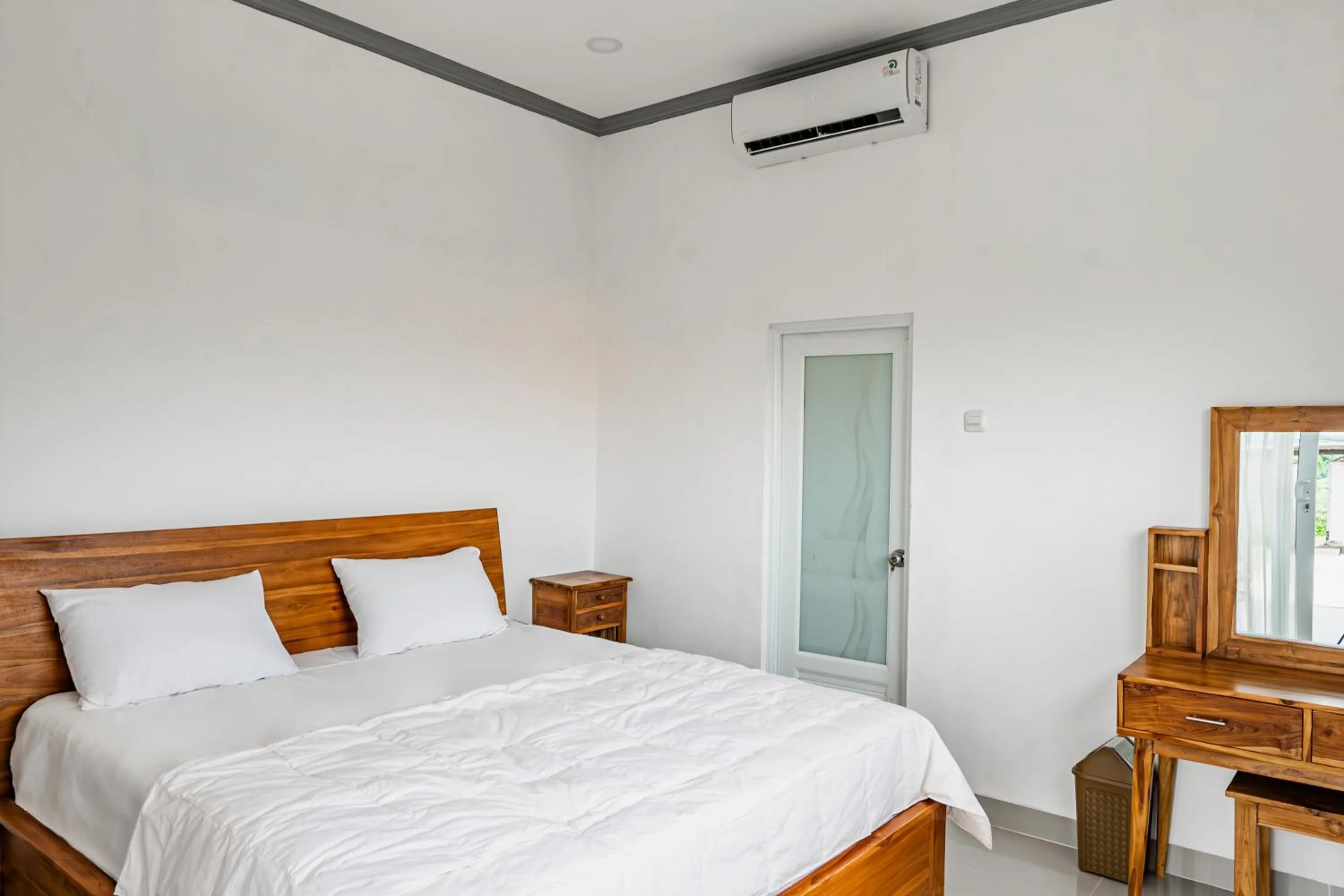 Bedroom, Bed in Belvilla Sacred Retreat Pandawa Beach