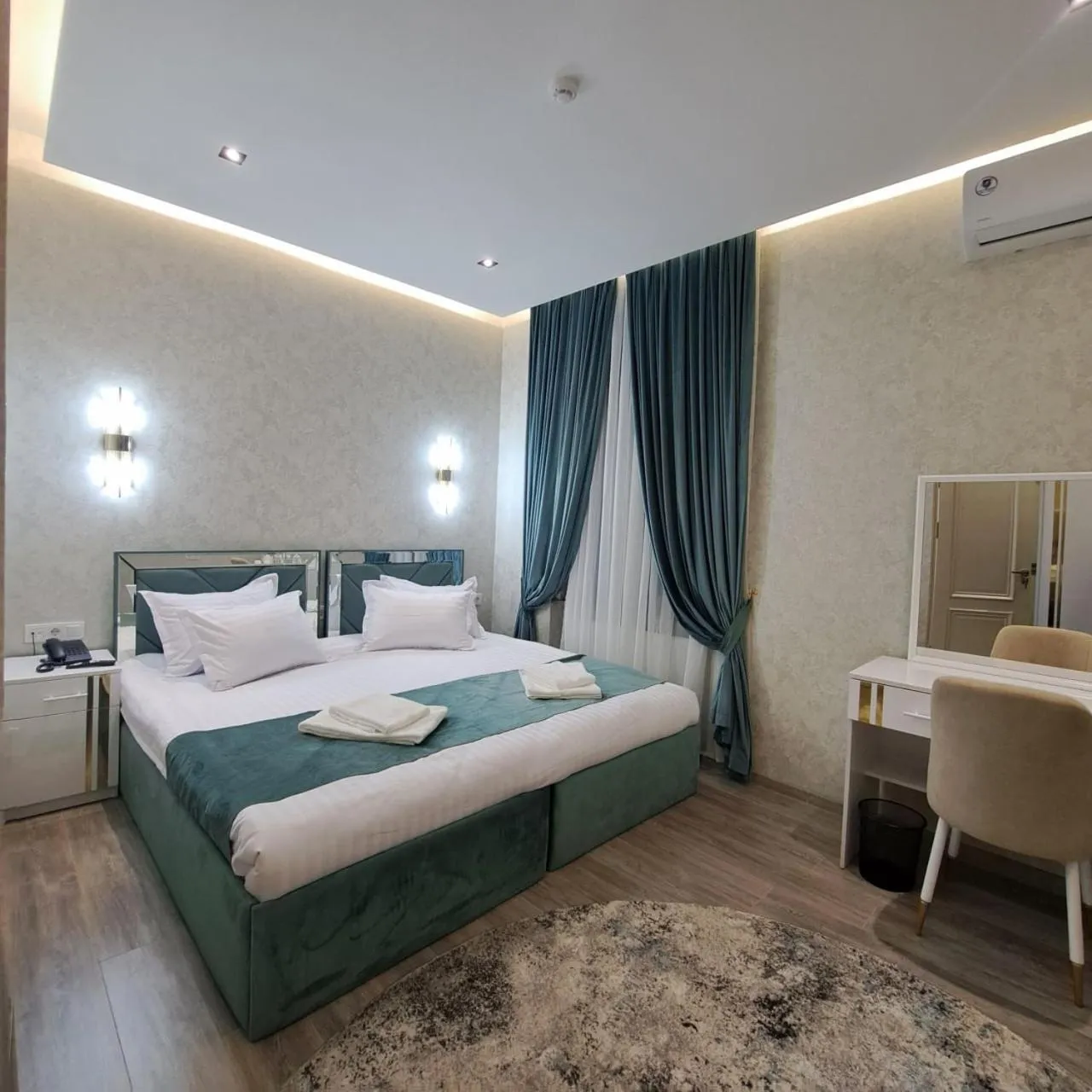 Bed in The Afrosiyob Ok