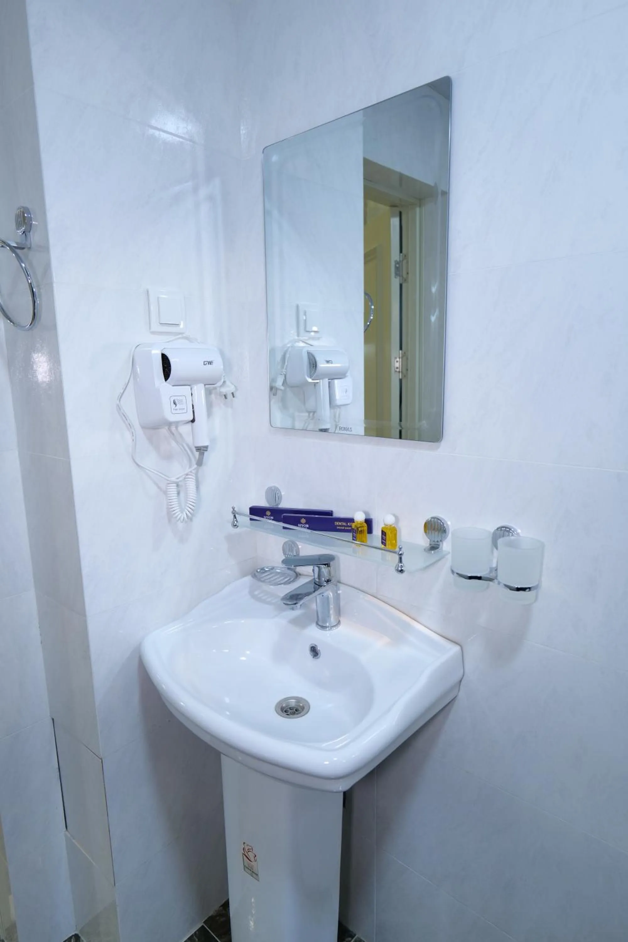 Bathroom in The Afrosiyob Ok