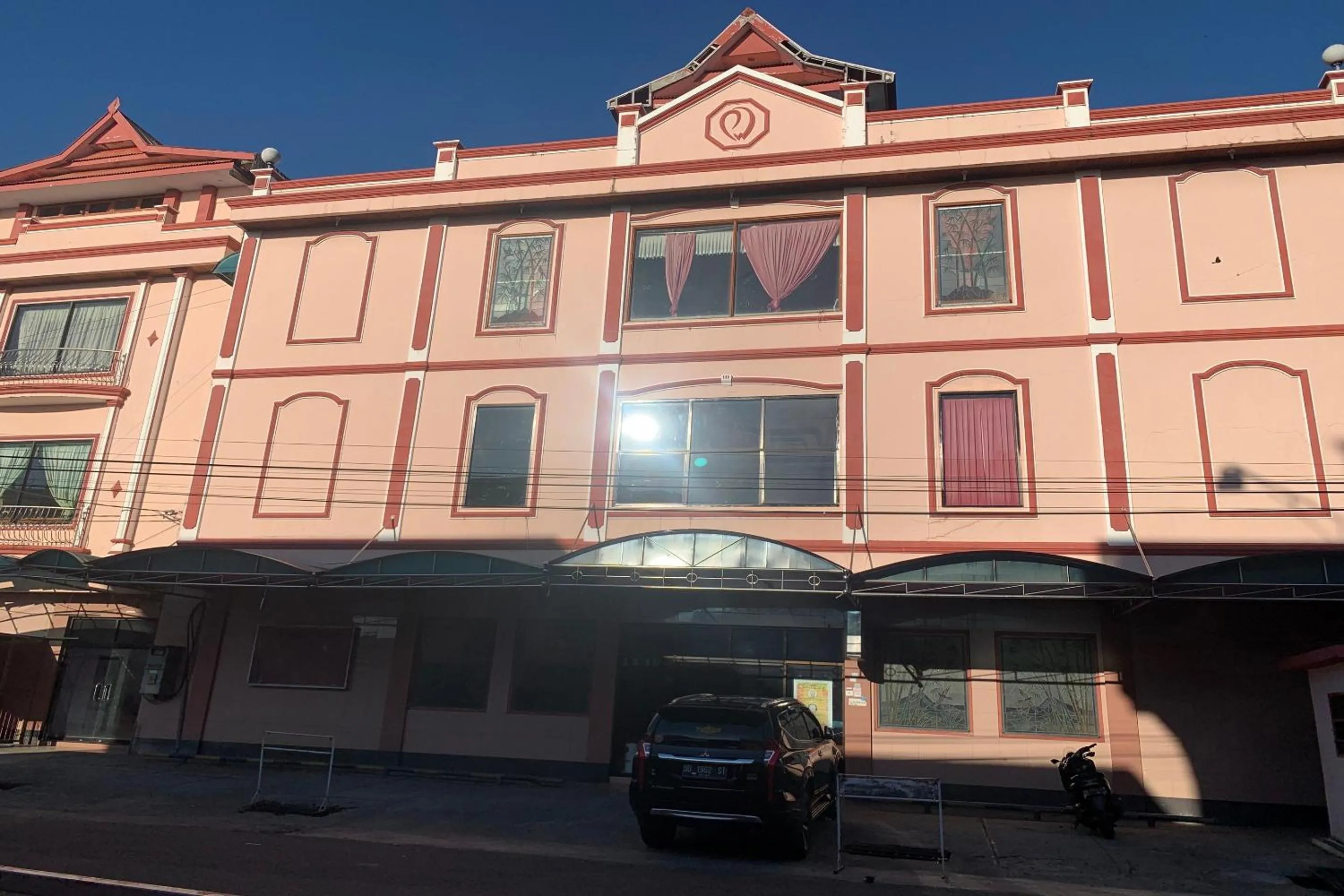 Facade/entrance in Hotel O Puri Homestay