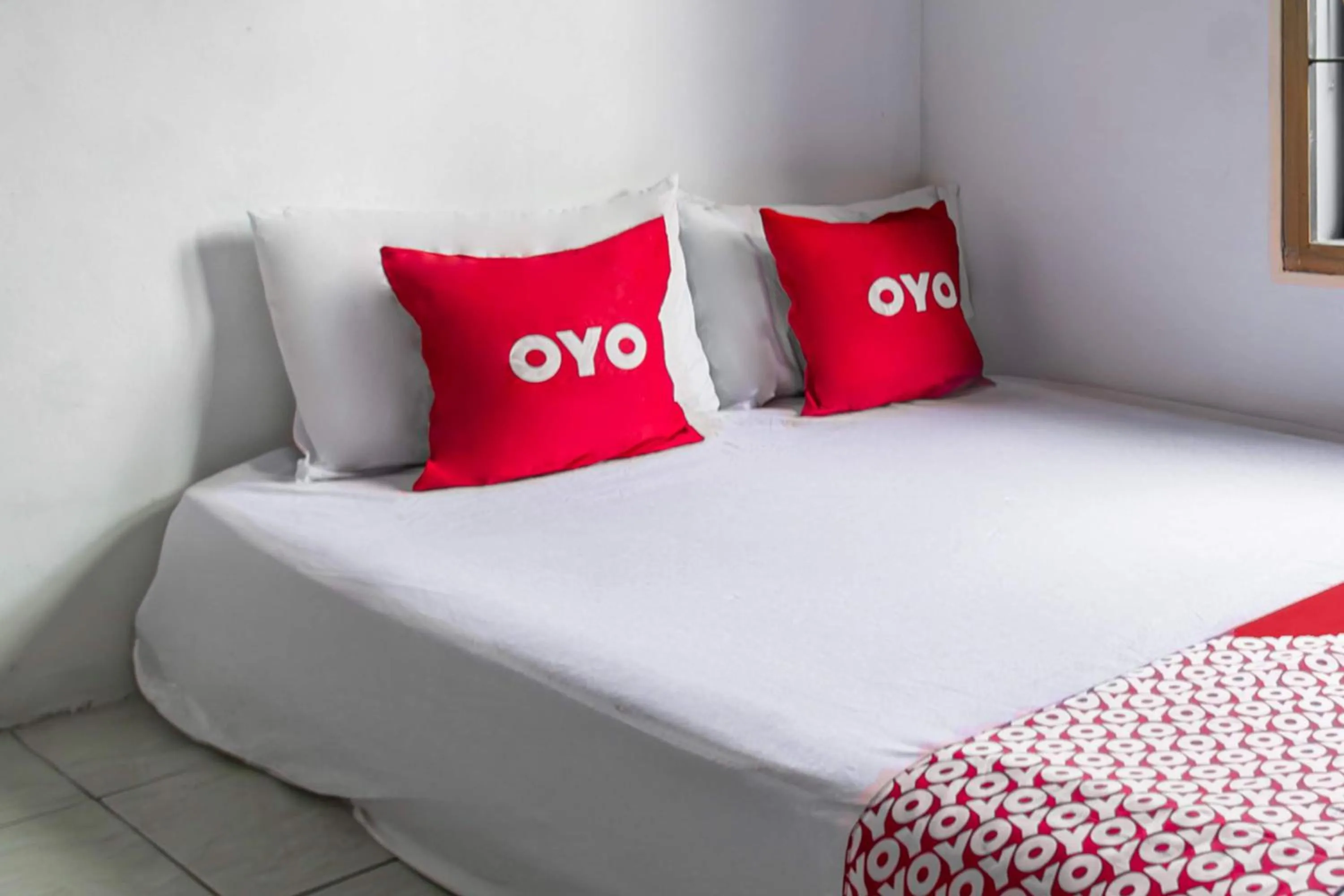 Bedroom, Bed in Hotel O Lestari Homestay