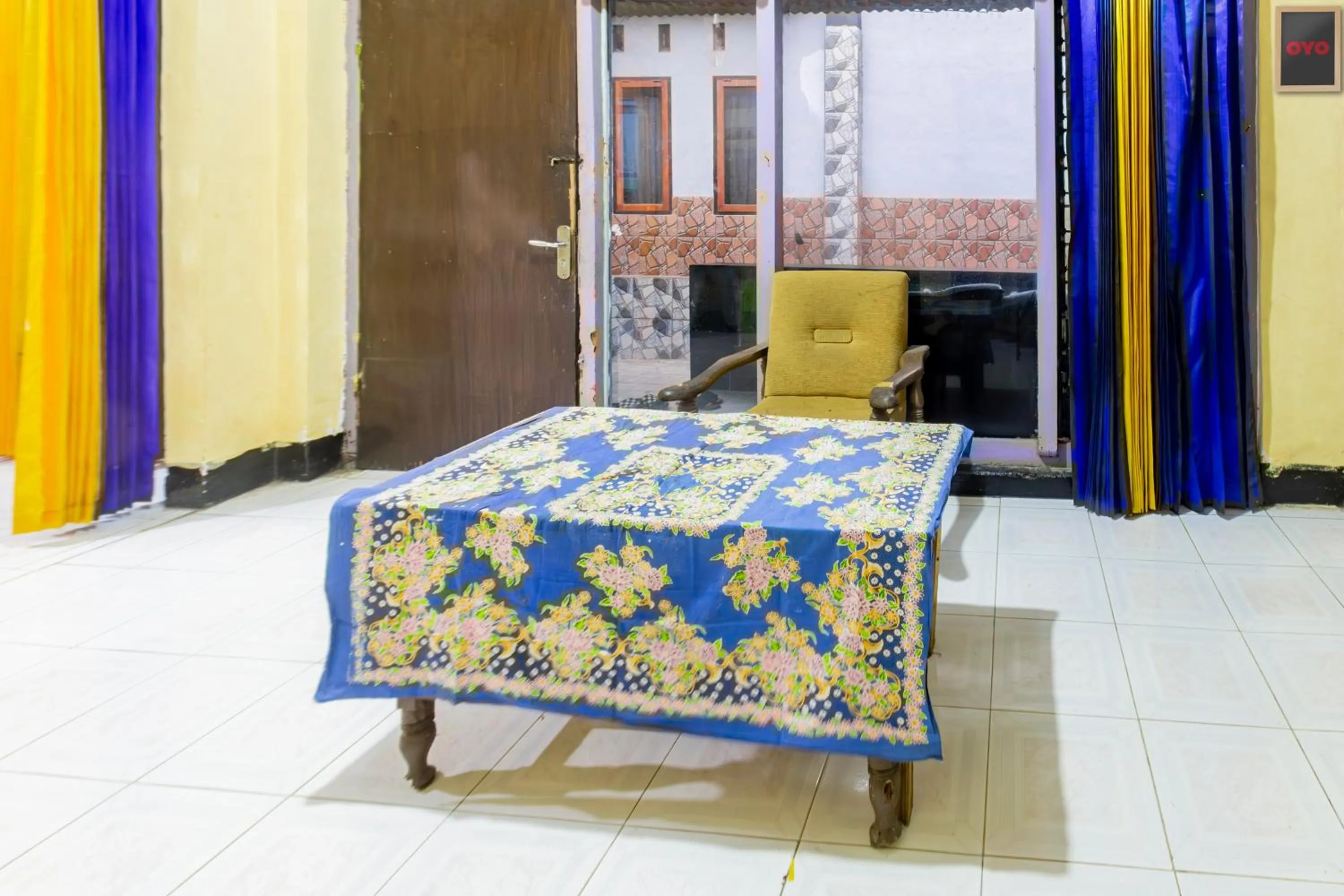 Lobby or reception in Hotel O Lestari Homestay