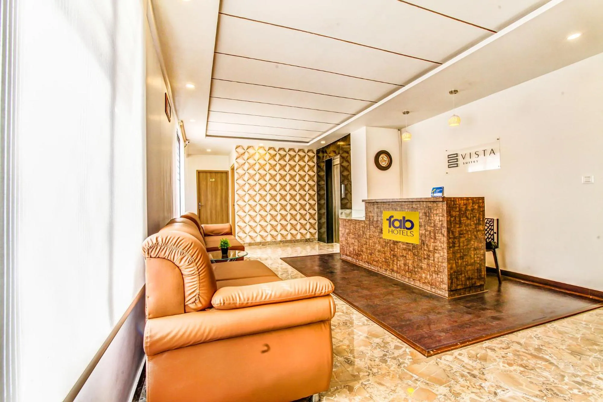 Lobby or reception in FabHotel Vista Suites - Frazer Town