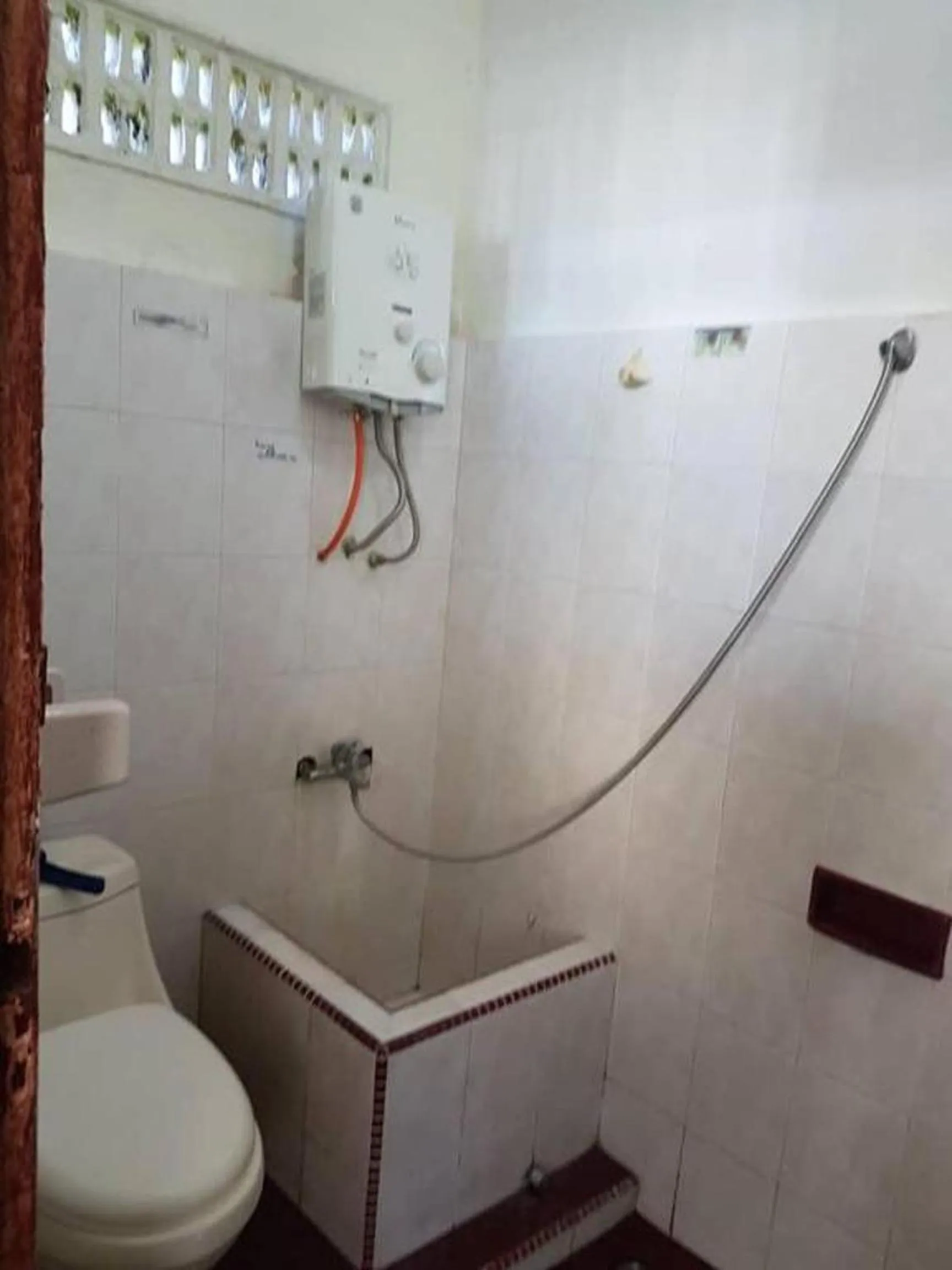 Bathroom in Kaliaga Bungalow