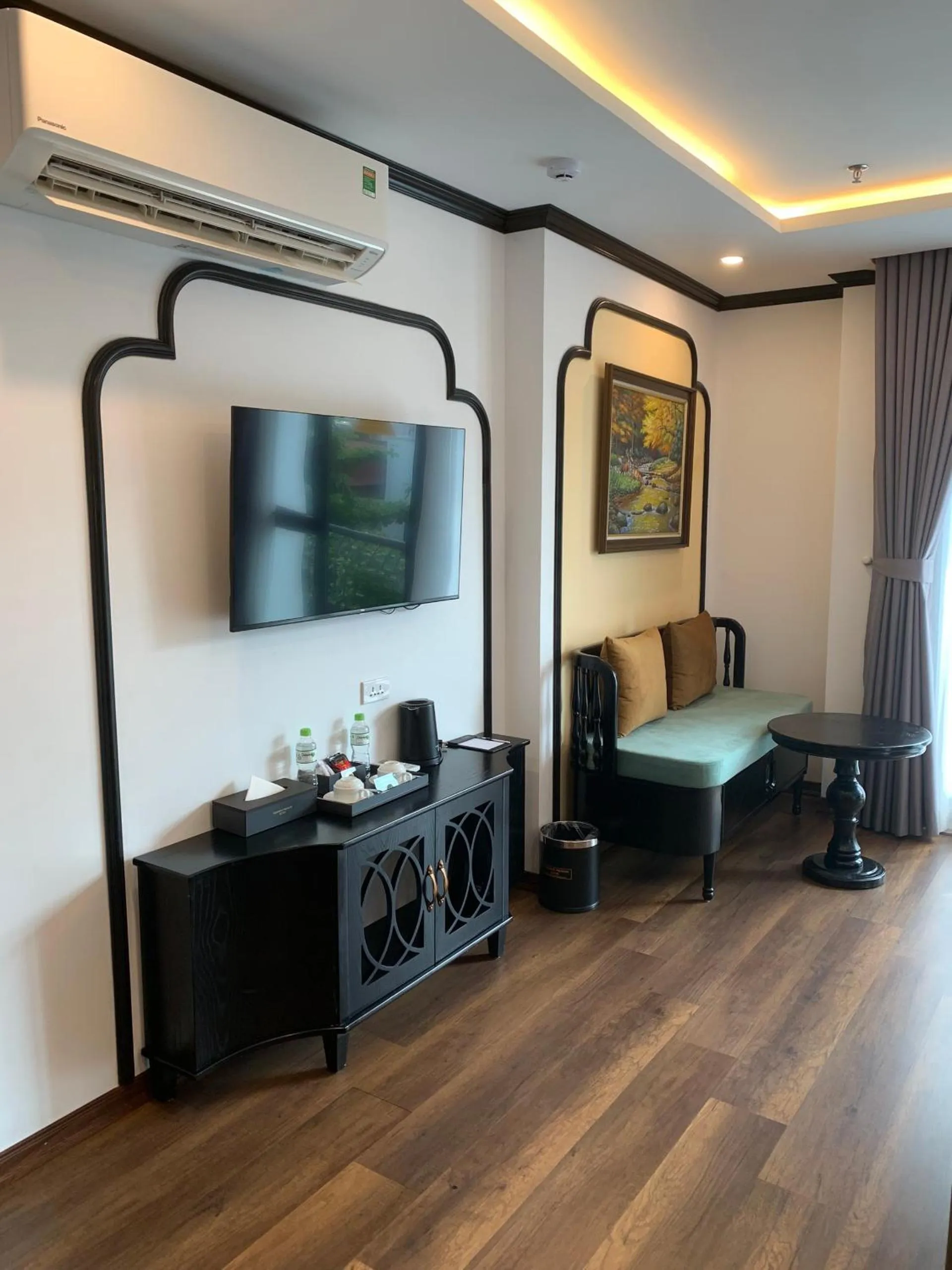 Seating area in Aquarius Premium Hotel