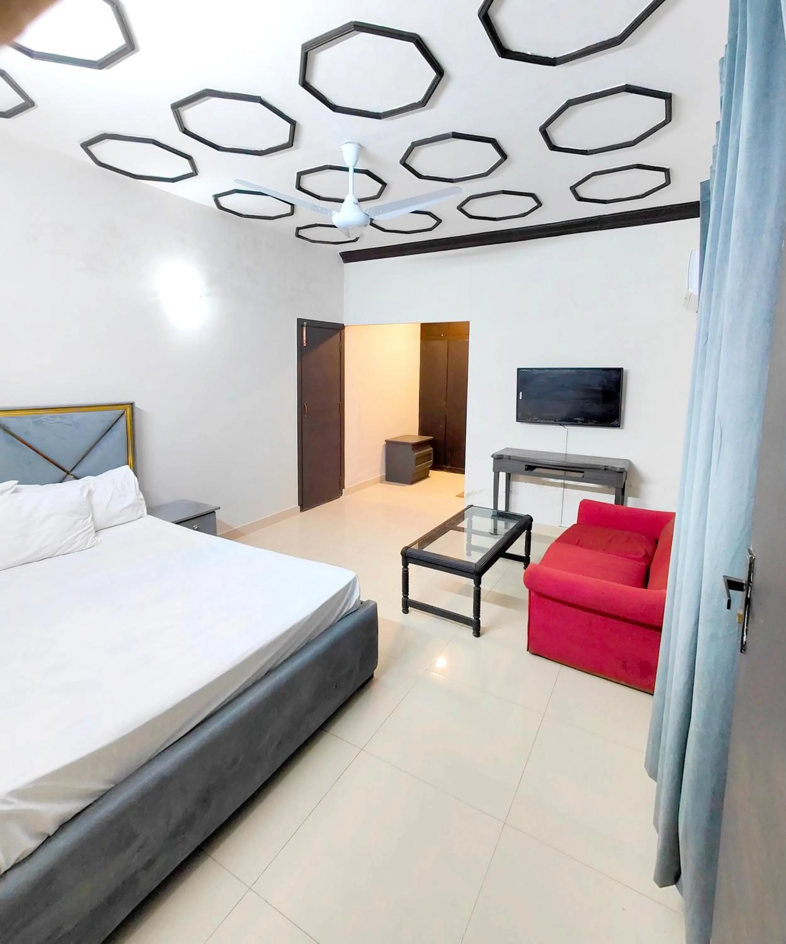 Bed in Aleph Islamabad Guest House