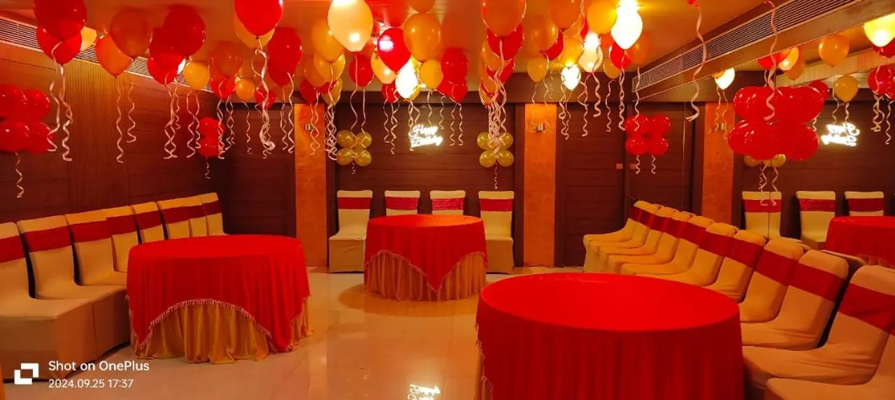 Banquet/Function facilities in Bizz The Hotel