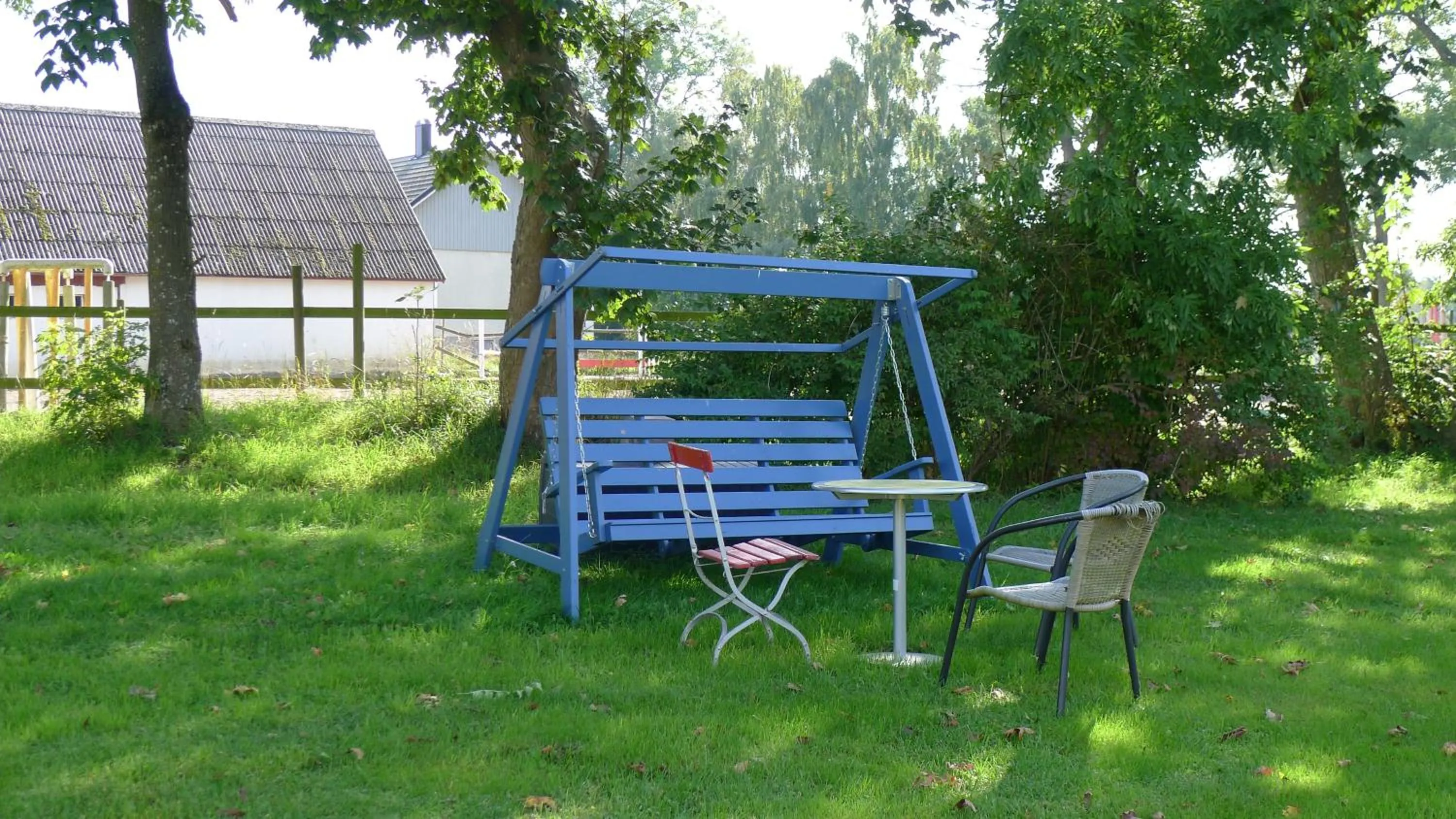 Garden in Lilla Trulla Gårdshotell - Feels like home