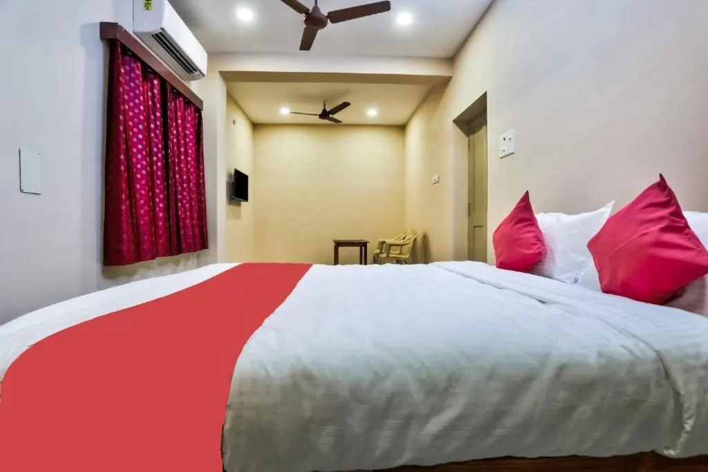 Bed in Grand Ocean inn