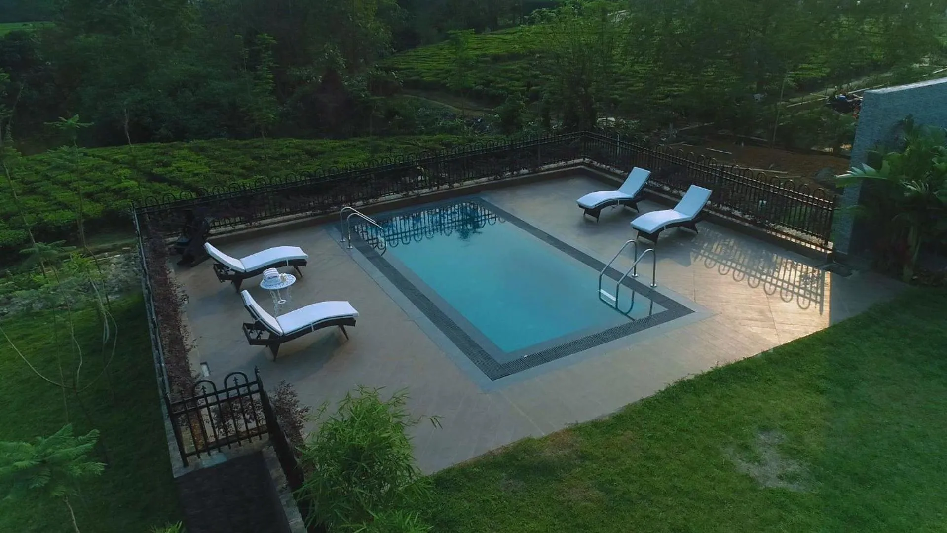 Swimming pool in Vaani Greens Wildlife Resort, Kaziranga