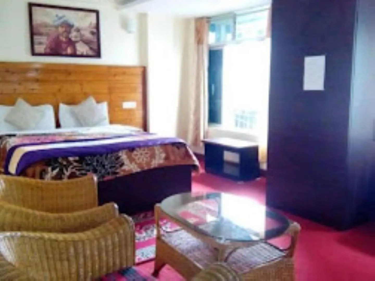 Bed in Hotel Golden Dolma