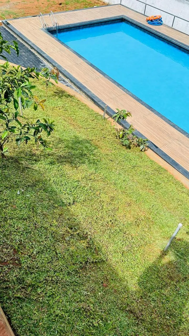 Swimming pool in Western Ghats Holiday Home