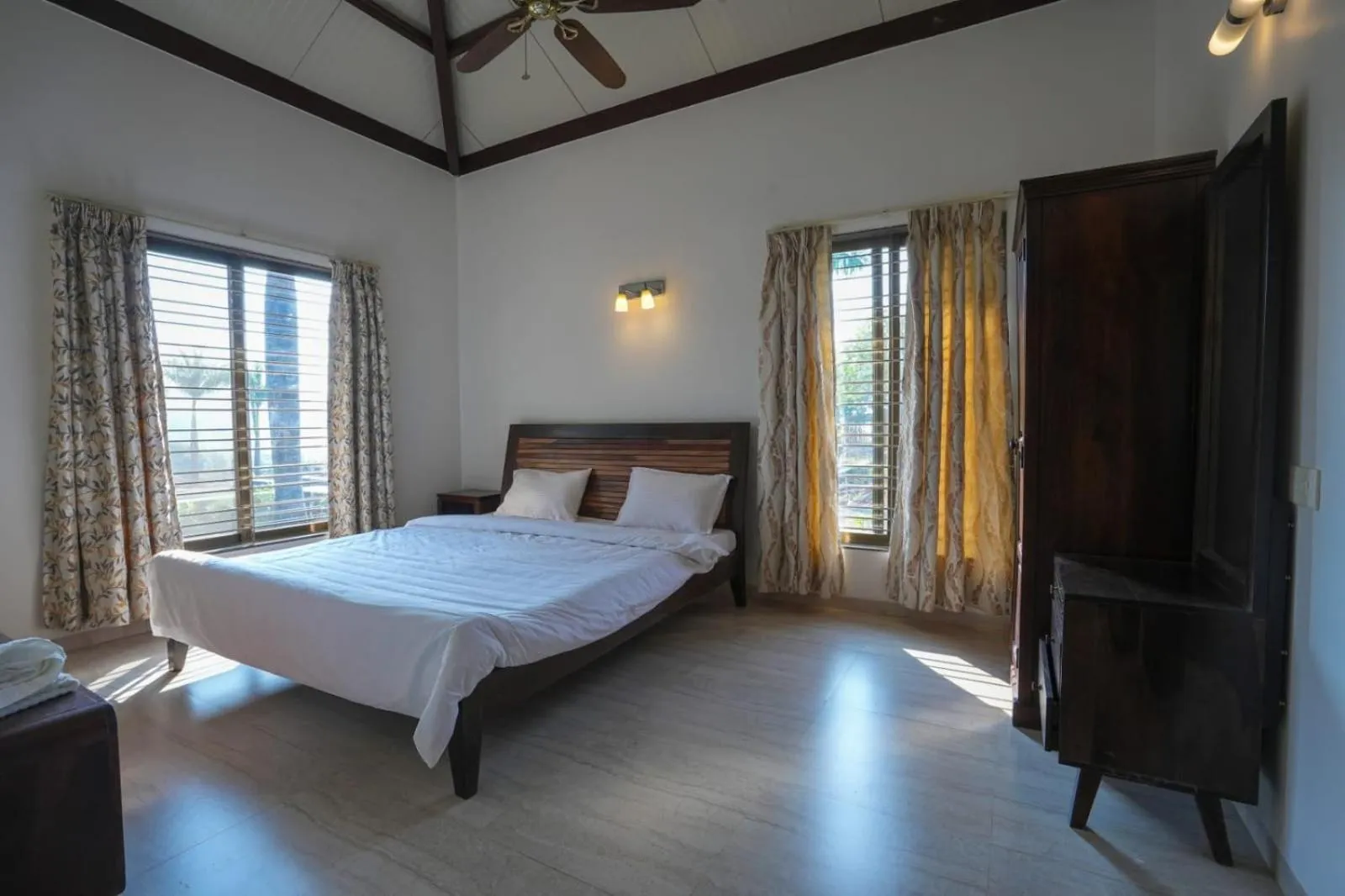 Bed in E&G Green Courts Resort at Koroli Hill Station