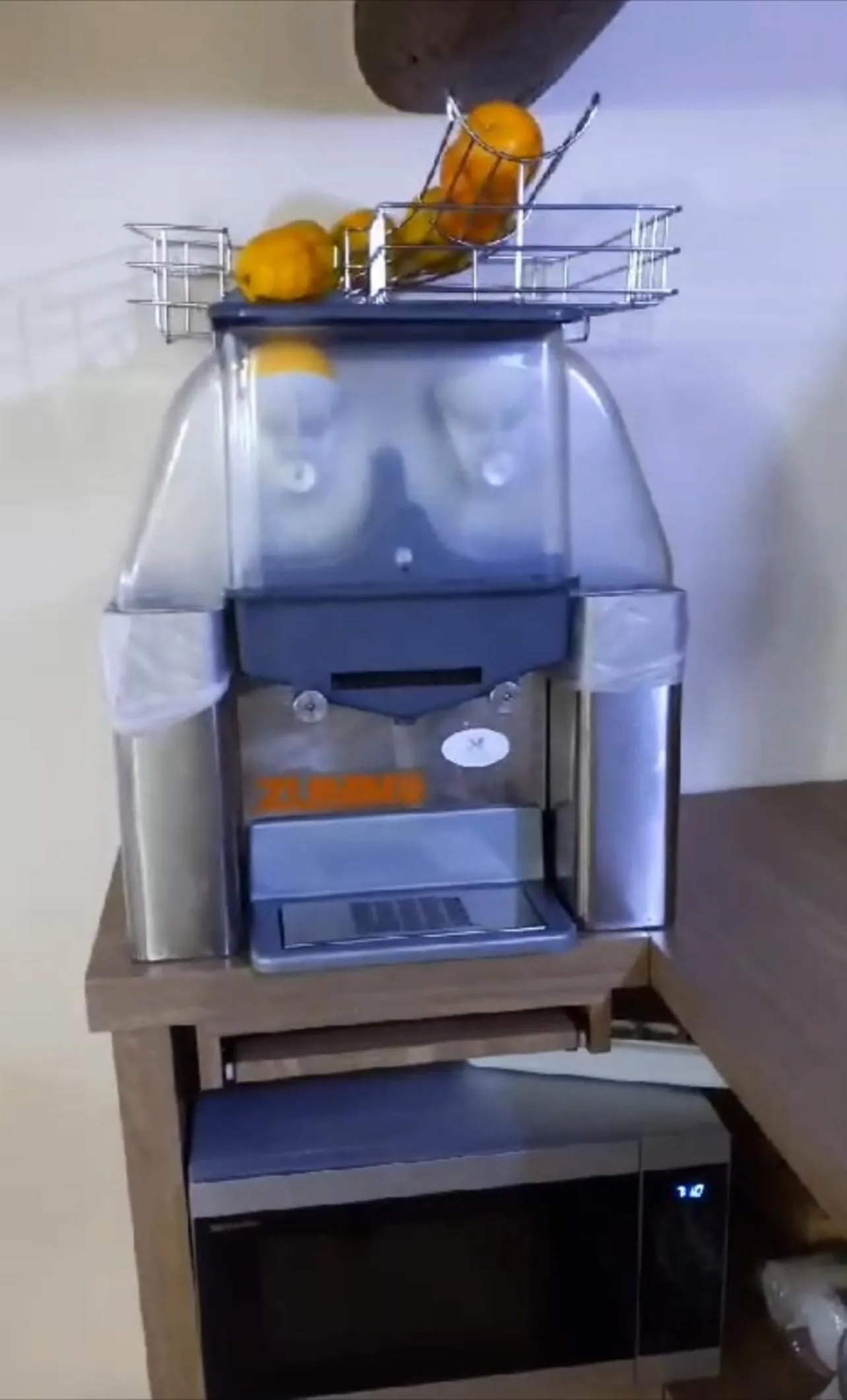 Breakfast in Toledo Relax