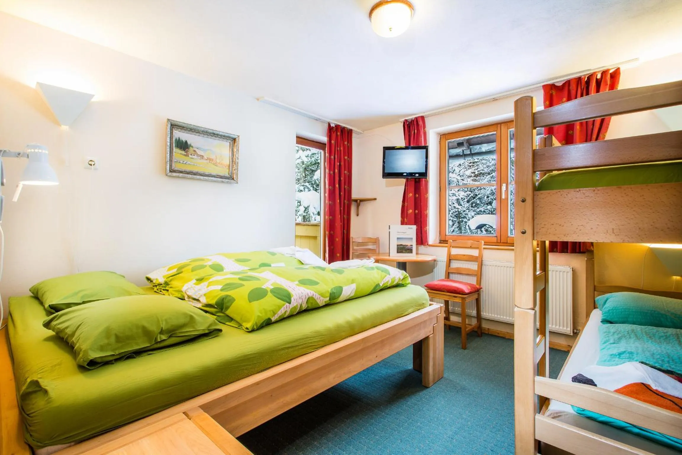 Photo of the whole room, Bed in Alpengasthof Paletti