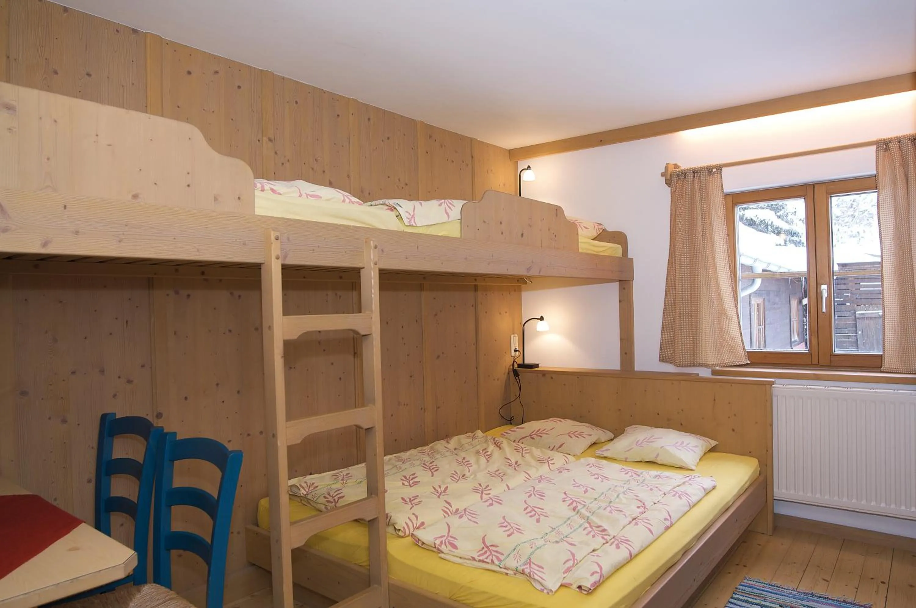 Bed in Alpengasthof Paletti