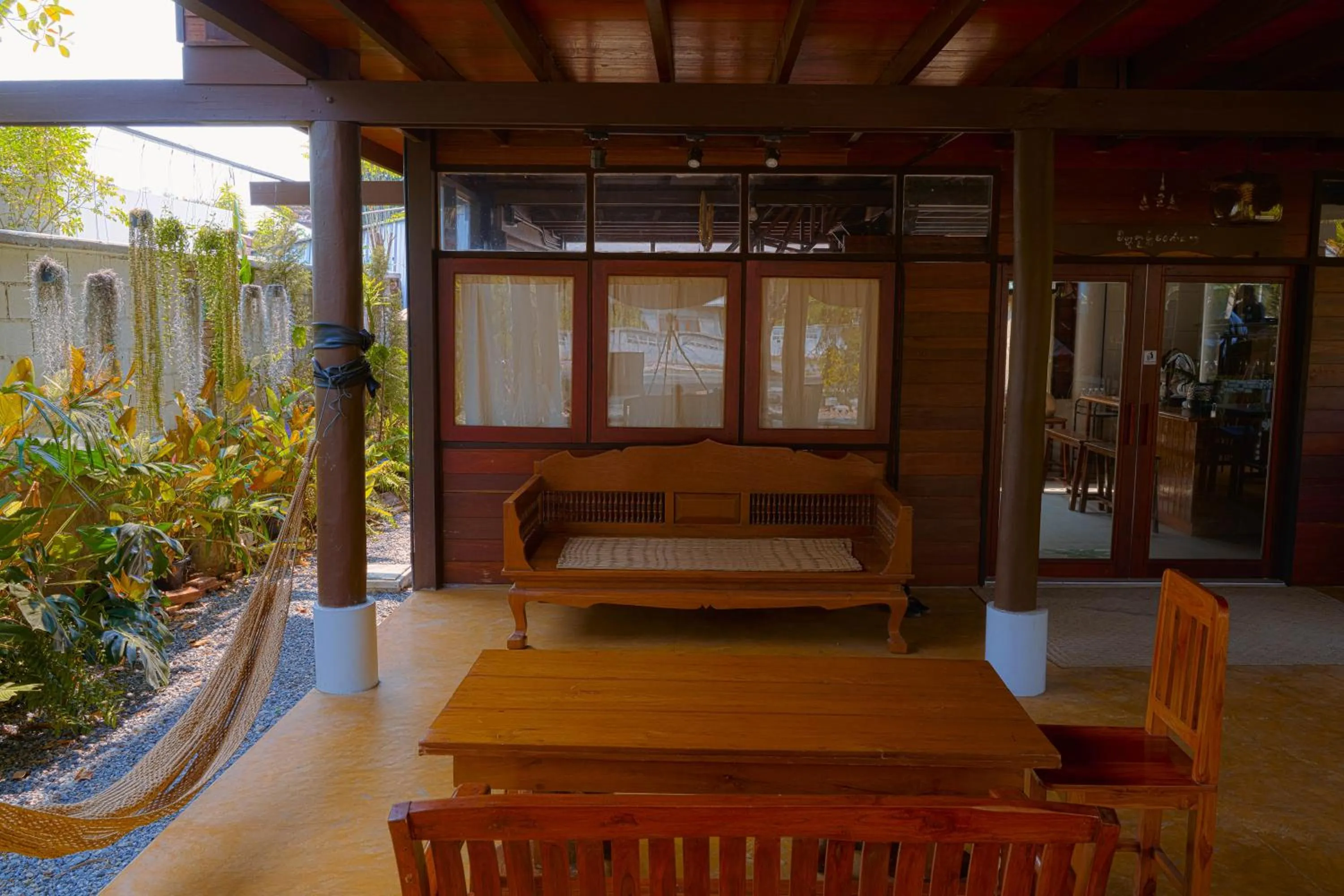 Patio in Lanna Localstay