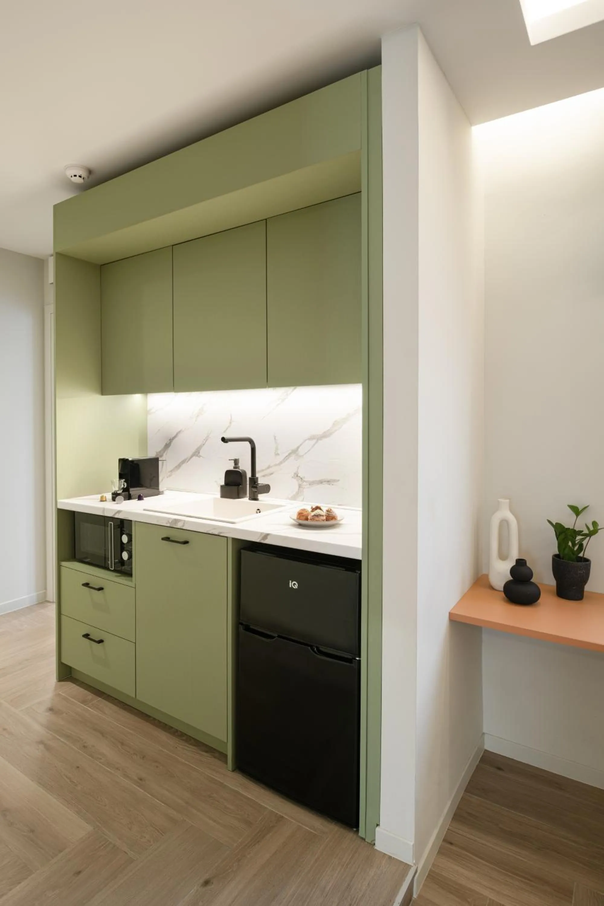Kitchen or kitchenette in ASTIKON Xenofontos Suites