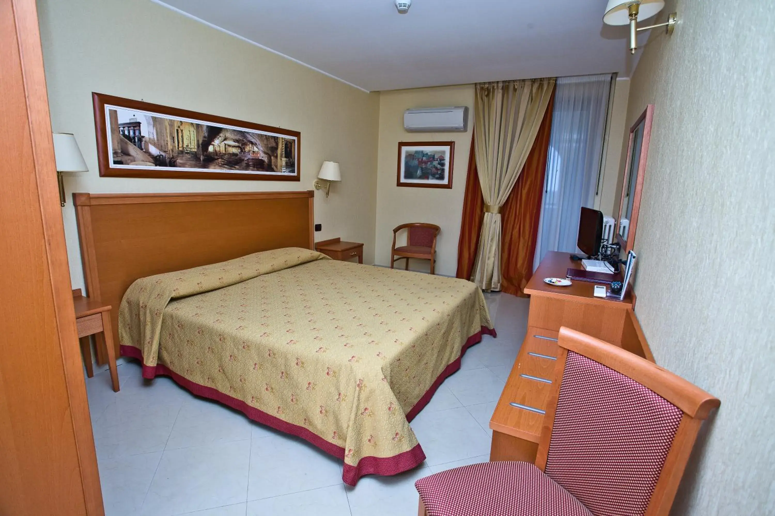 Double Room (1 Adult) - single occupancy in Hotel Relais dei Normanni Double Room (1 Adult) - single occupancy in Hotel Relais dei Normanni