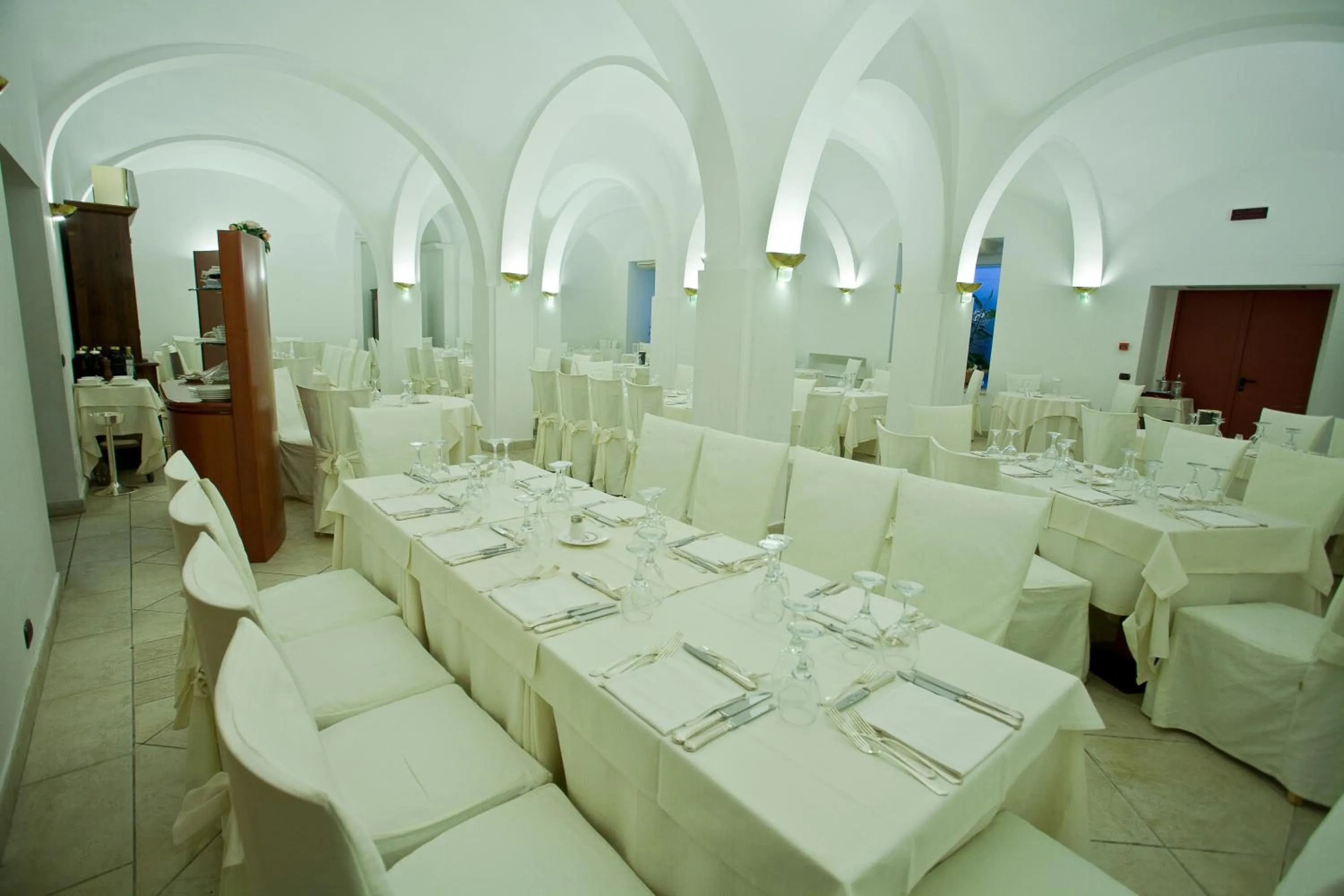 Restaurant/places to eat in Hotel Relais dei Normanni