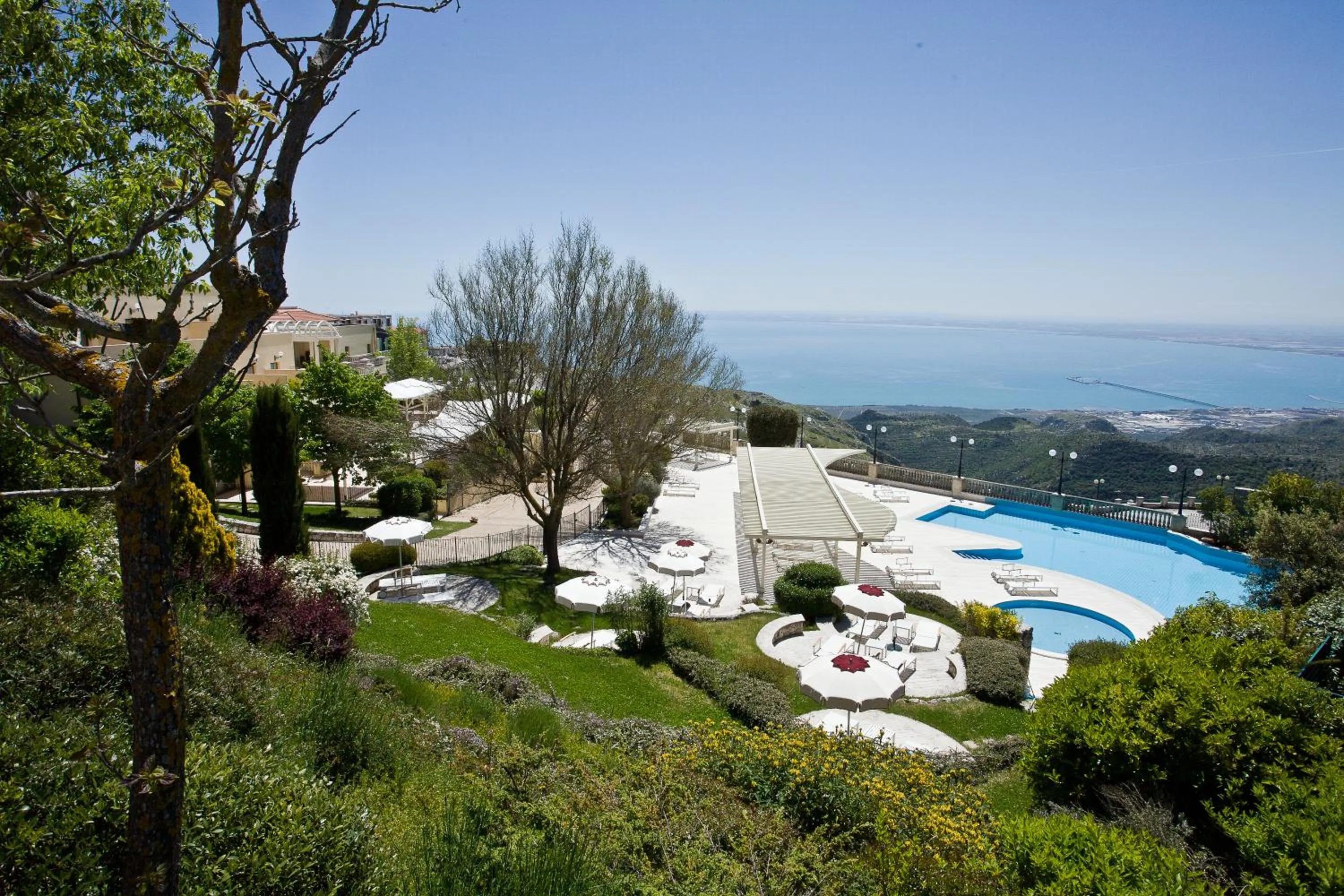 Day in Hotel Relais dei Normanni