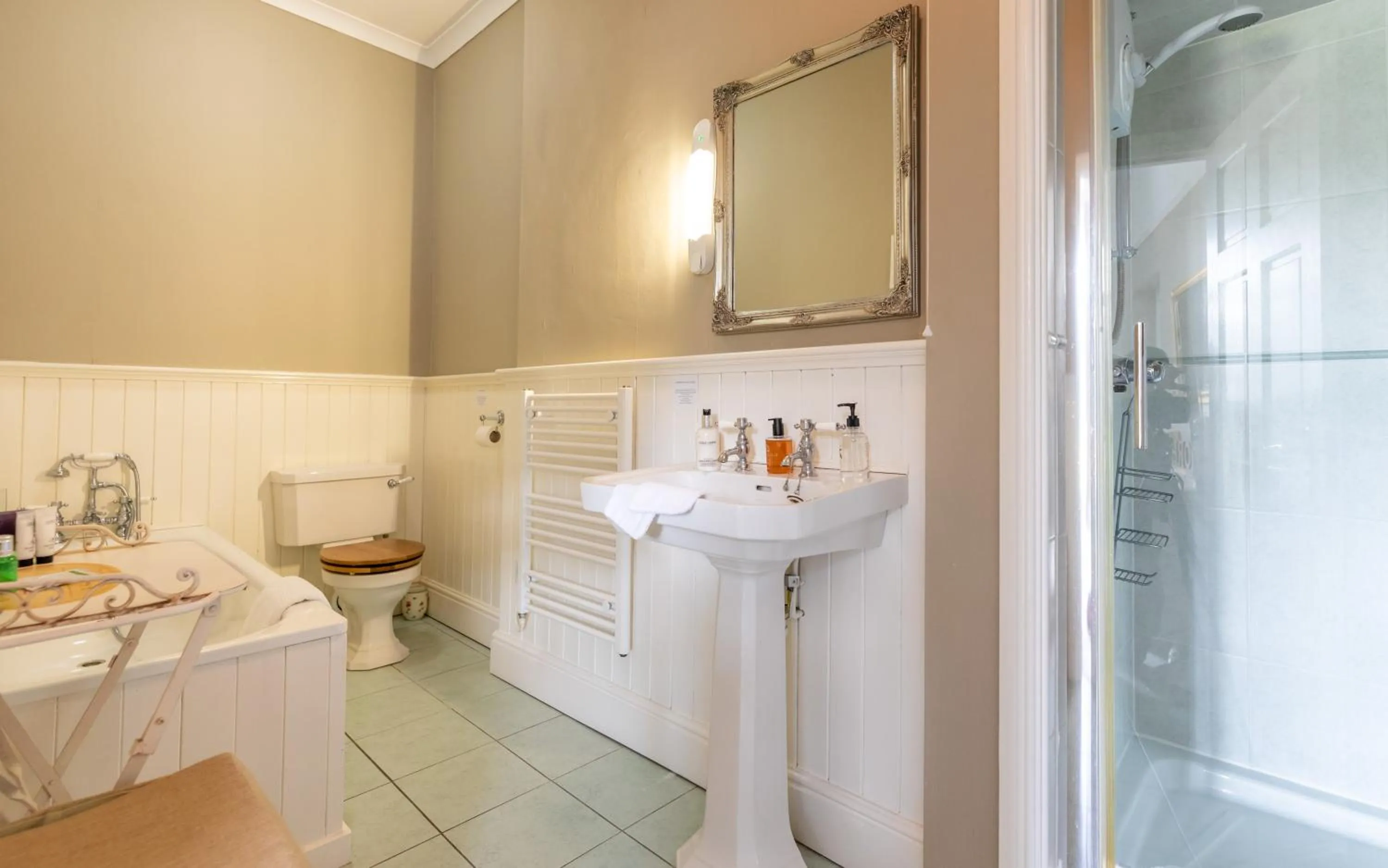 Bathroom in Plas Maenan