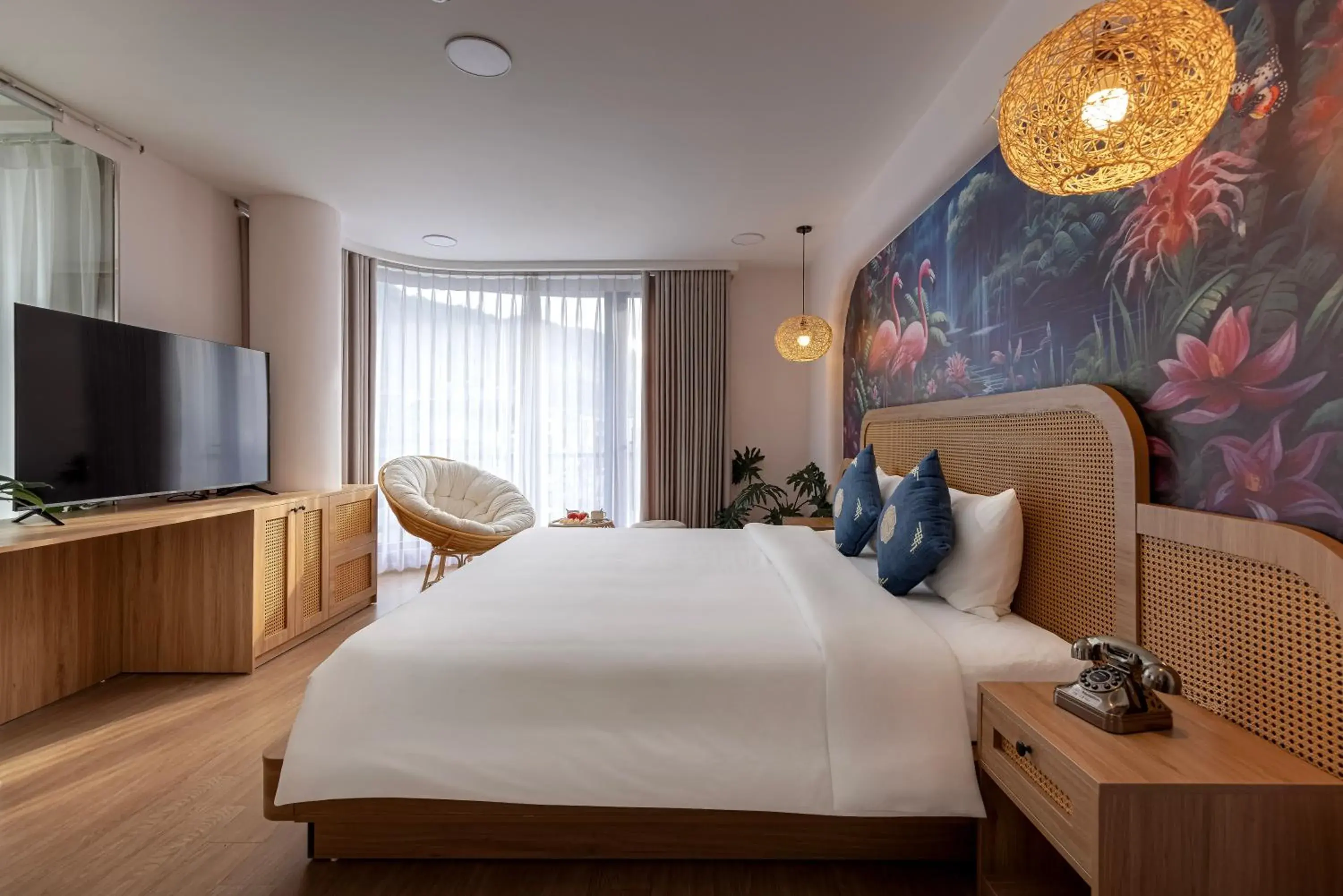 Deluxe Double Room with Balcony in Tropical Paradise Sapa Hotel & Tour Deluxe Double Room with Balcony in Tropical Paradise Sapa Hotel & Tour