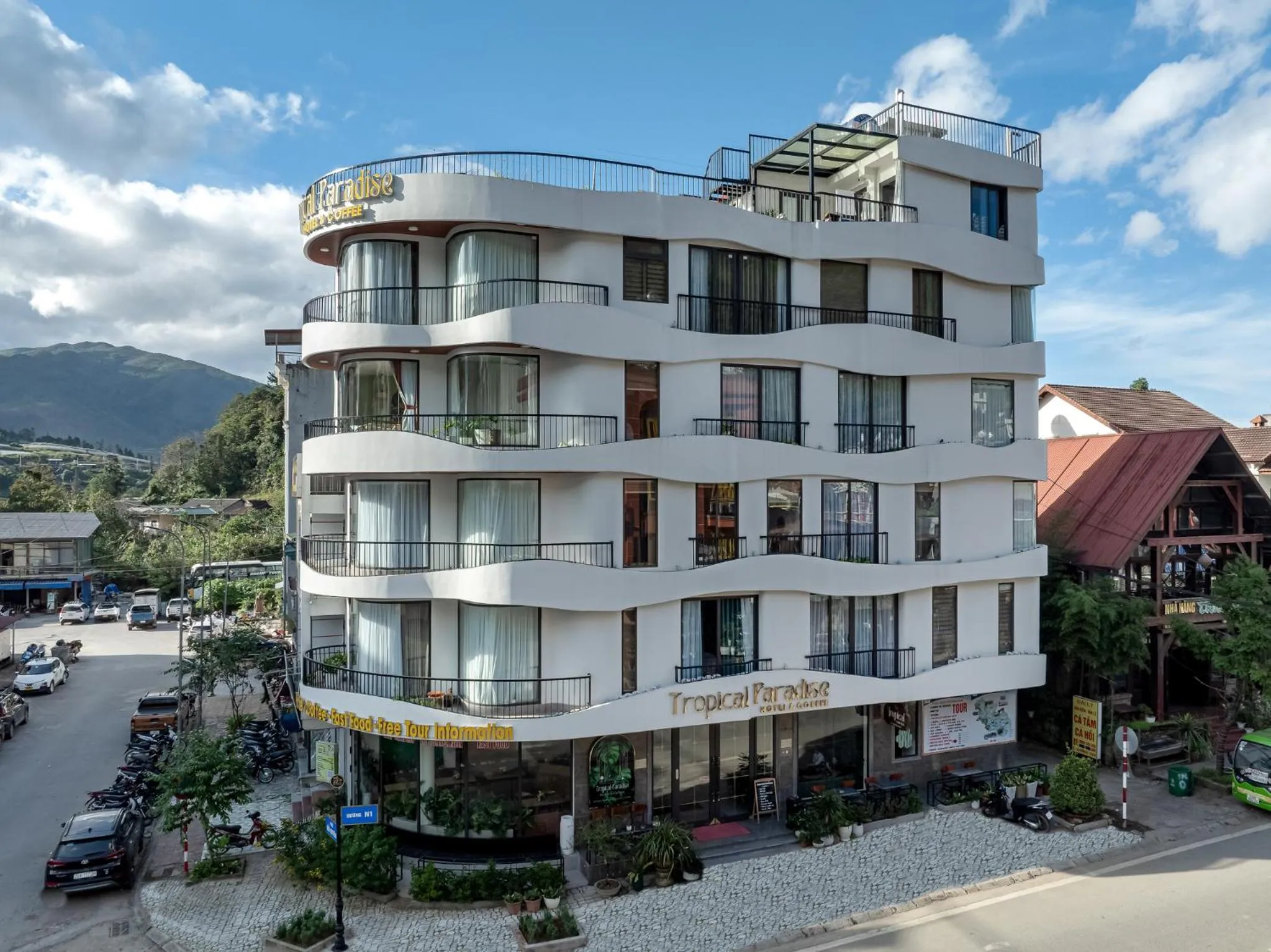 Property building in Tropical Paradise Sapa Hotel & Tour
