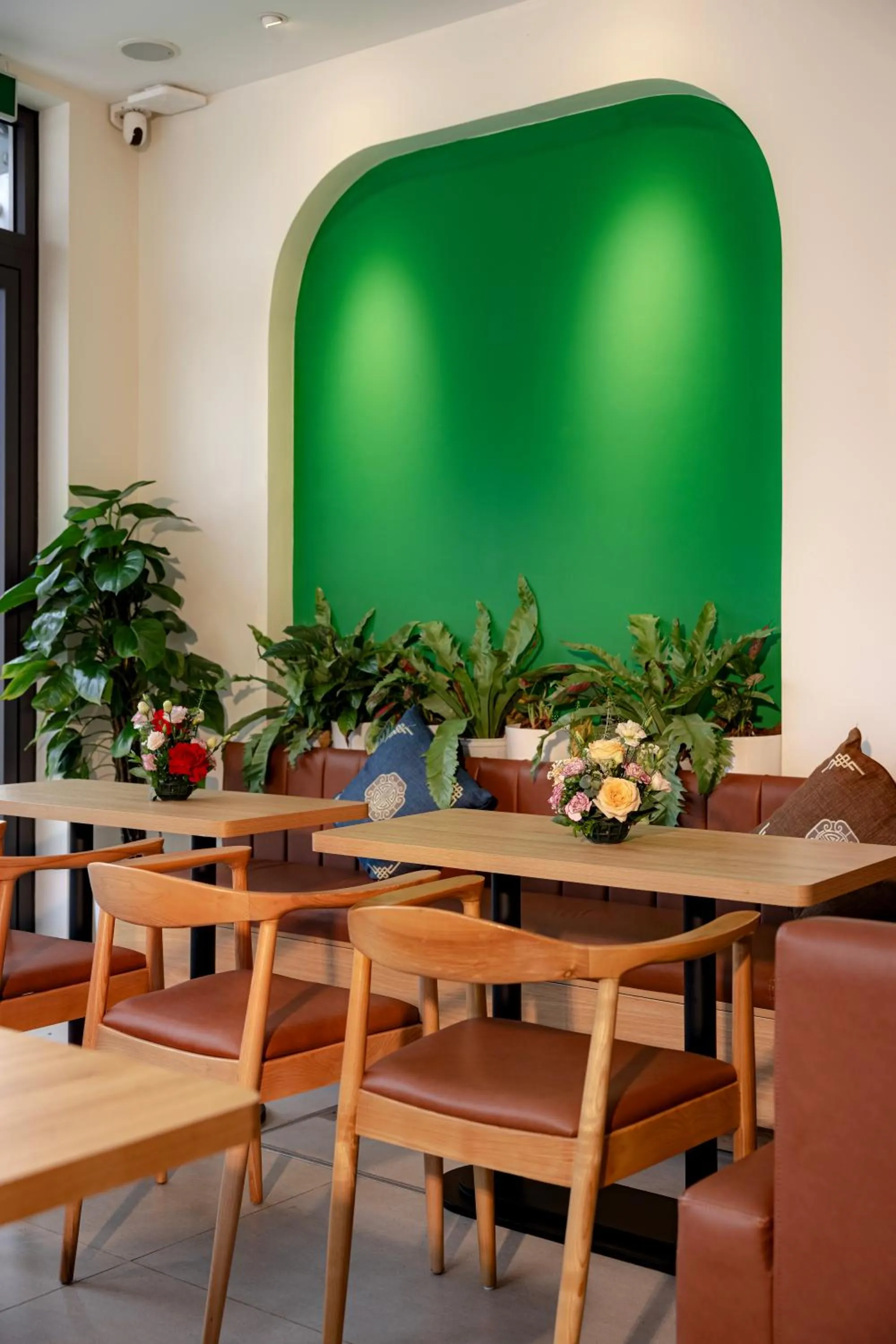 Seating area in Tropical Paradise Sapa Hotel & Tour