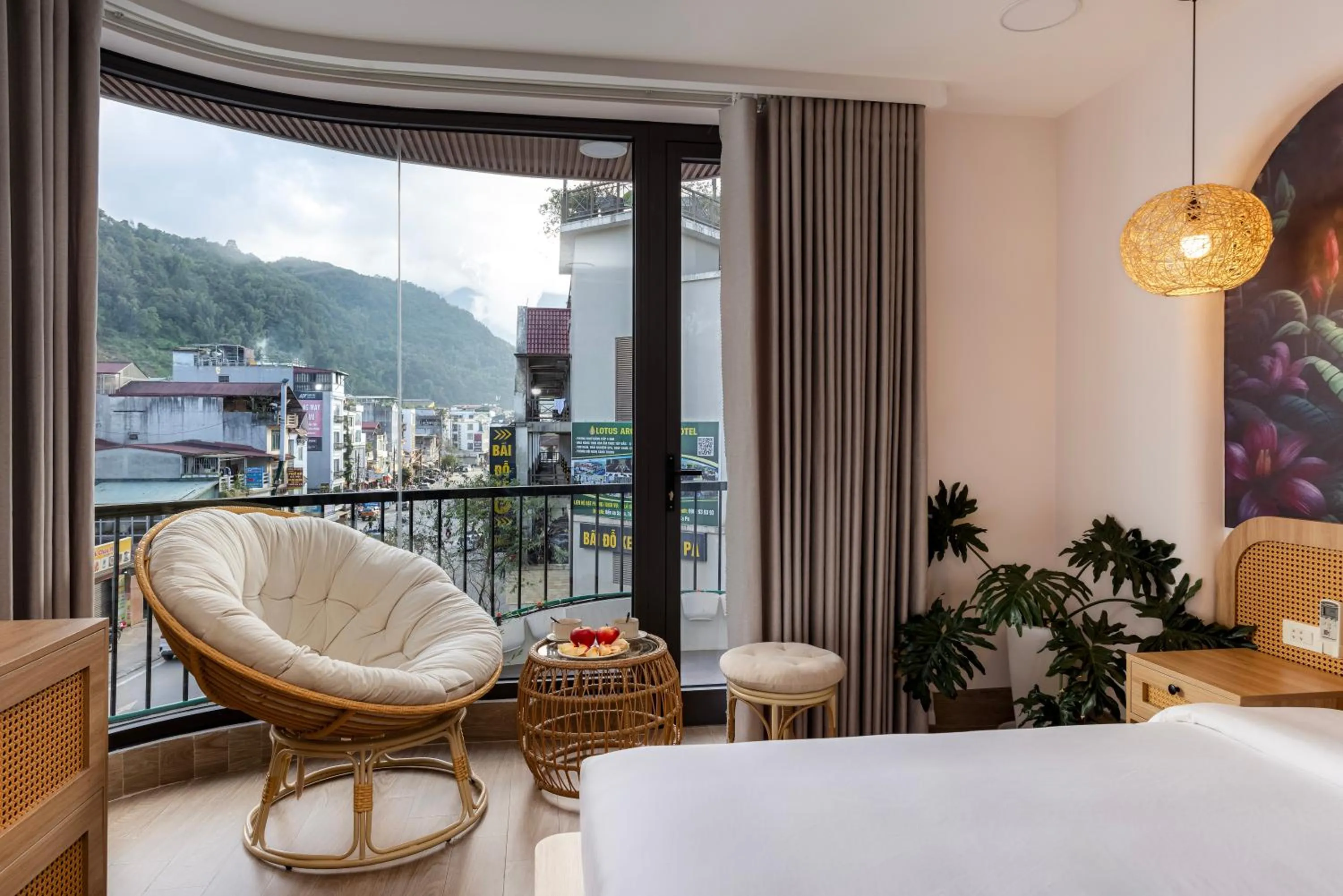 Bed in Tropical Paradise Sapa Hotel & Tour