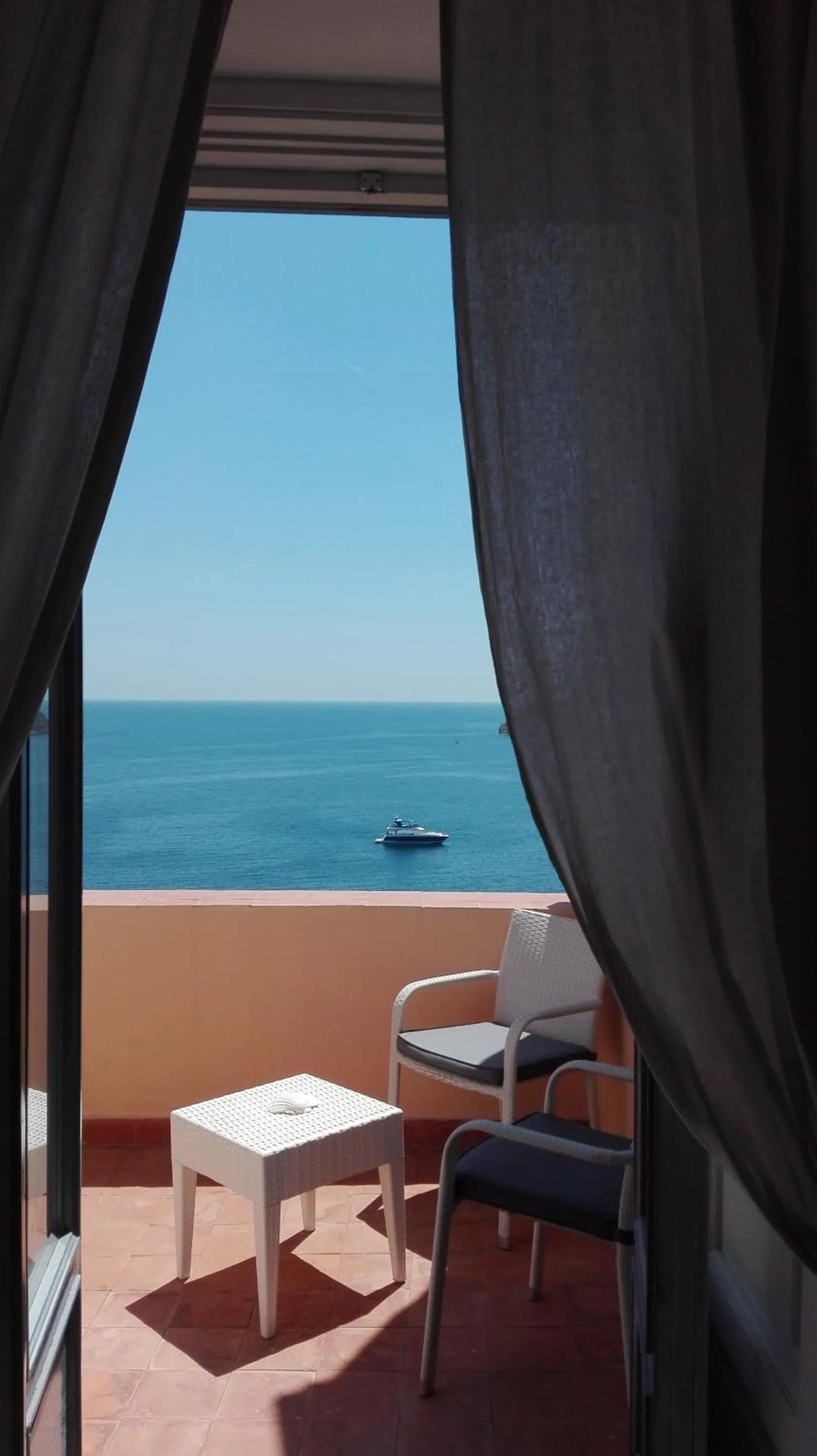 Balcony/Terrace in Hotel La Casa sul Mare