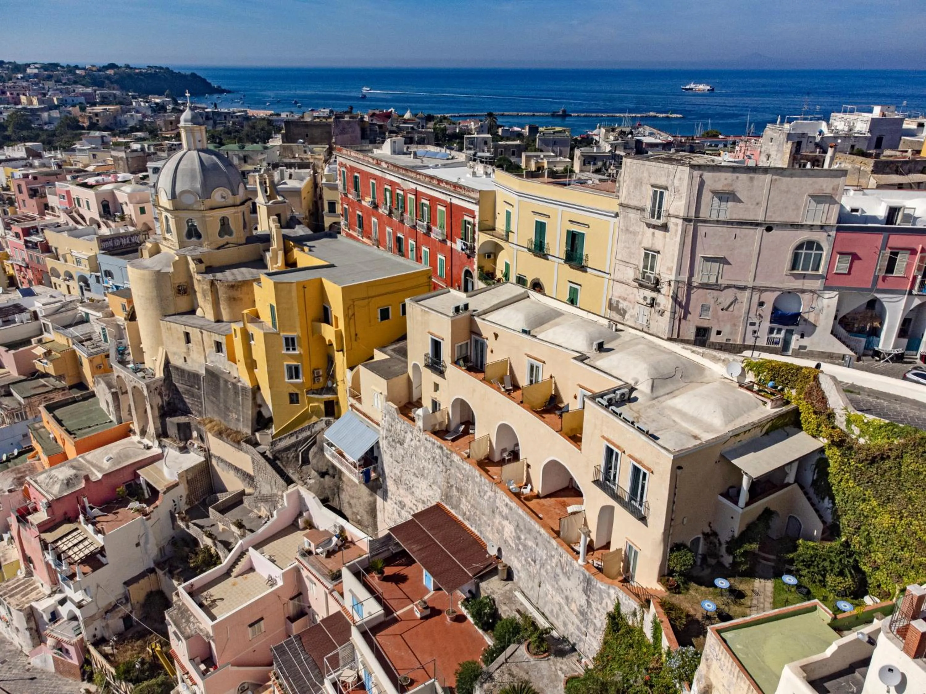 Landmark view in Hotel La Casa sul Mare