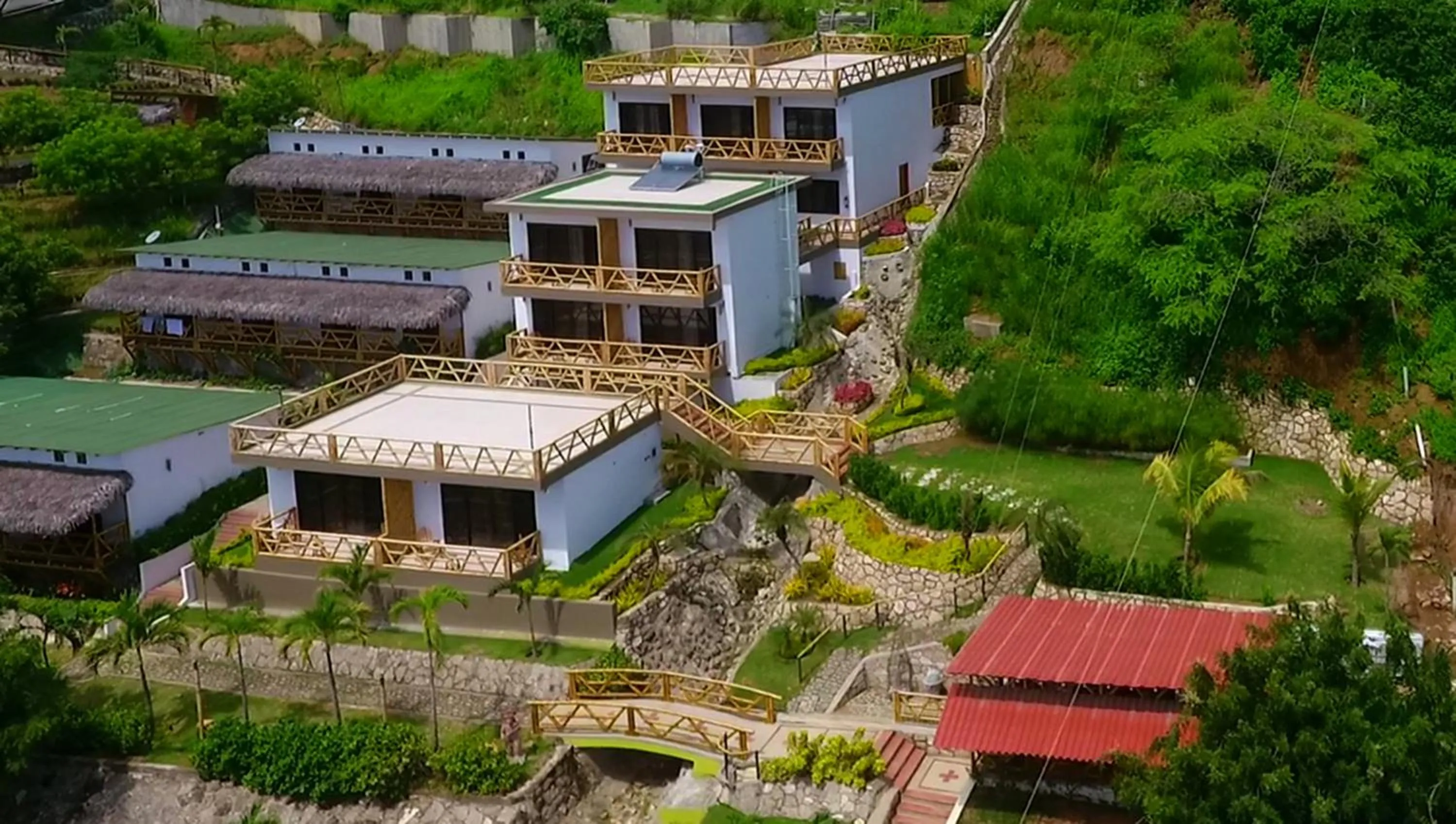 Facade/entrance in Nativa Bambu Ecolodge