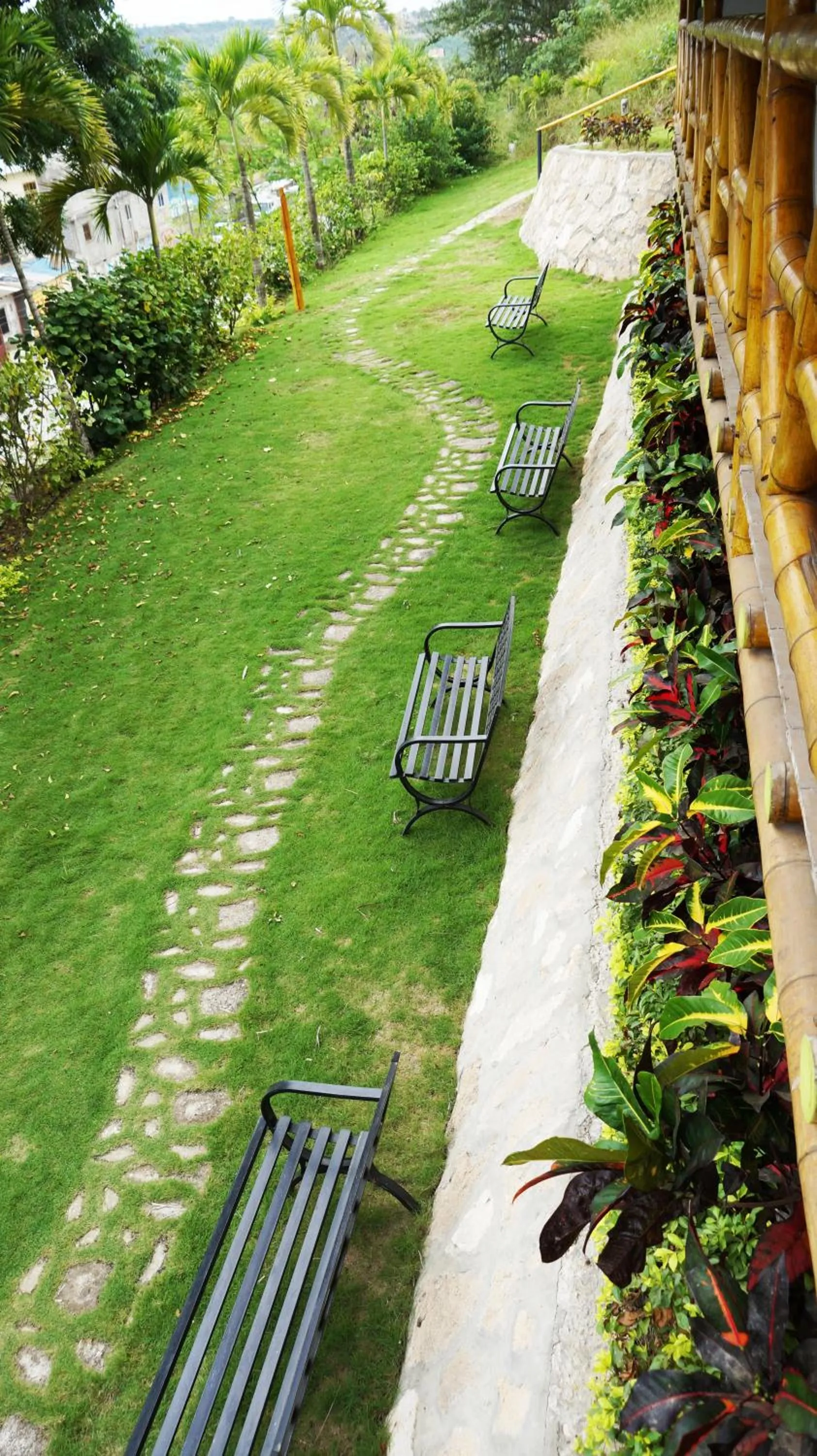 Nativa Bambu Ecolodge