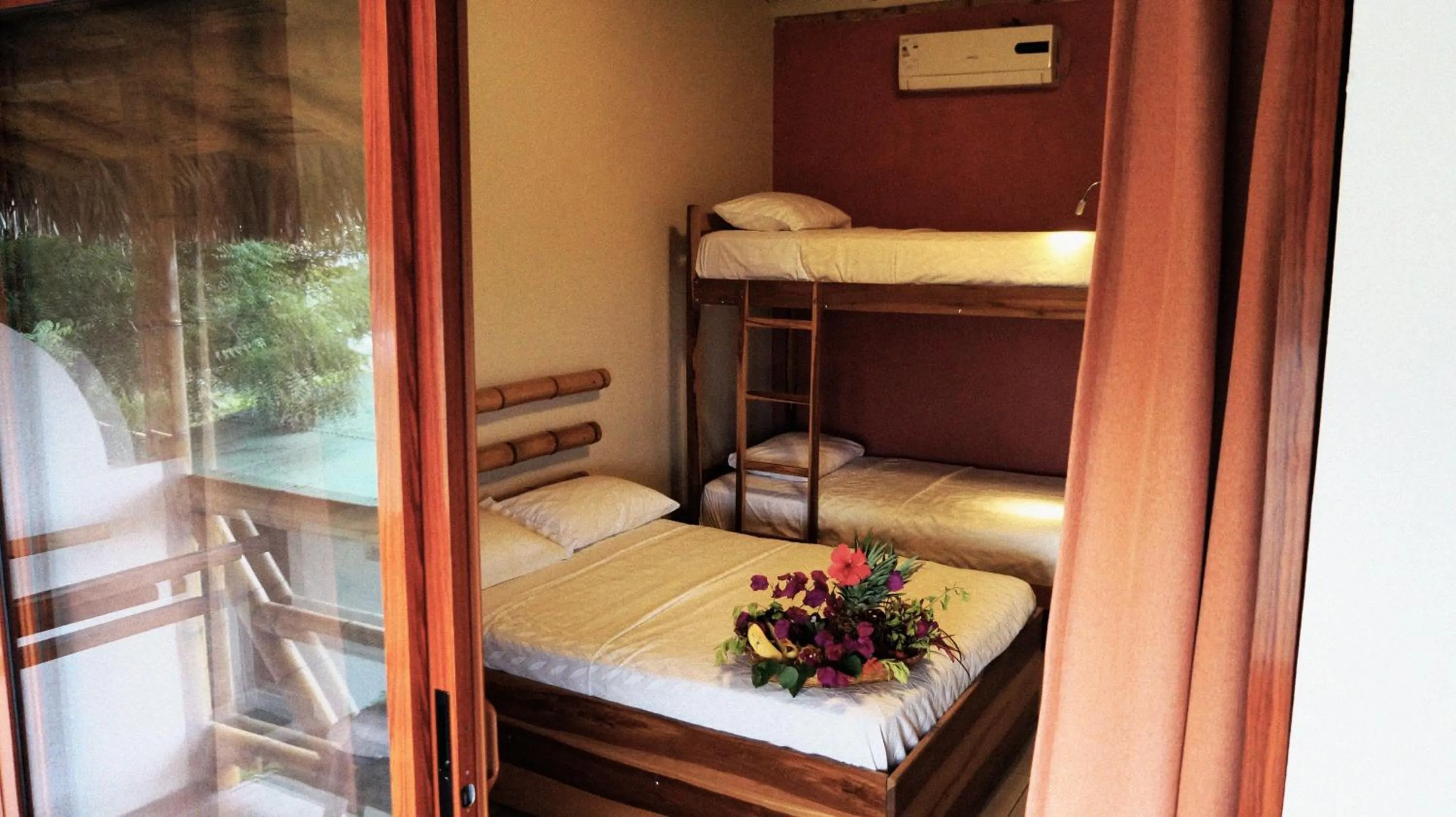 Nativa Bambu Ecolodge