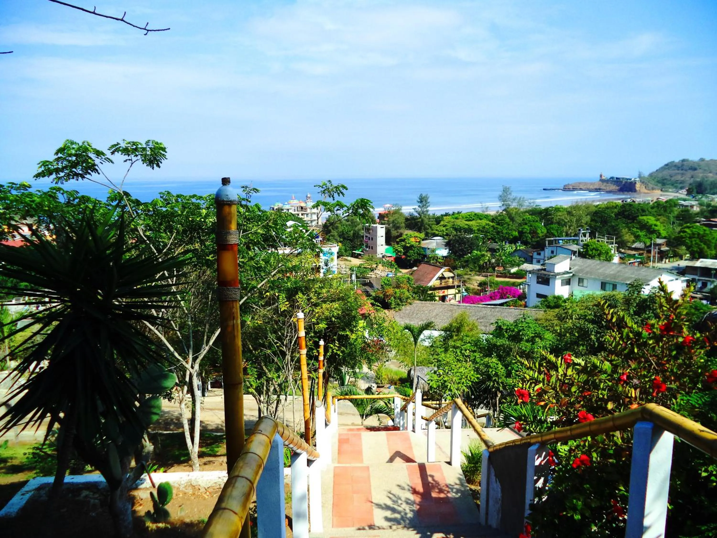 Facade/entrance in Nativa Bambu Ecolodge