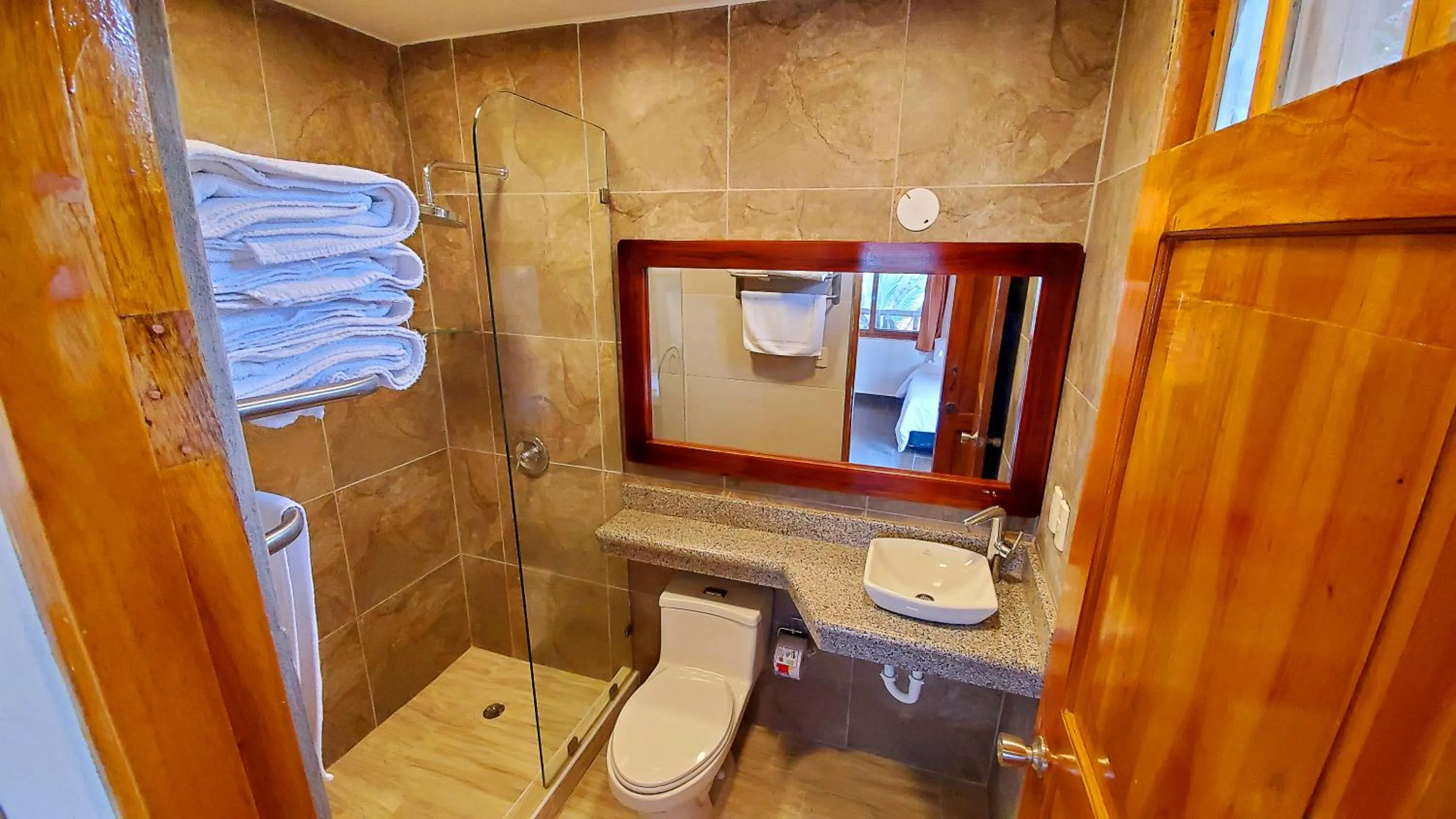 Bathroom in Nativa Bambu Ecolodge