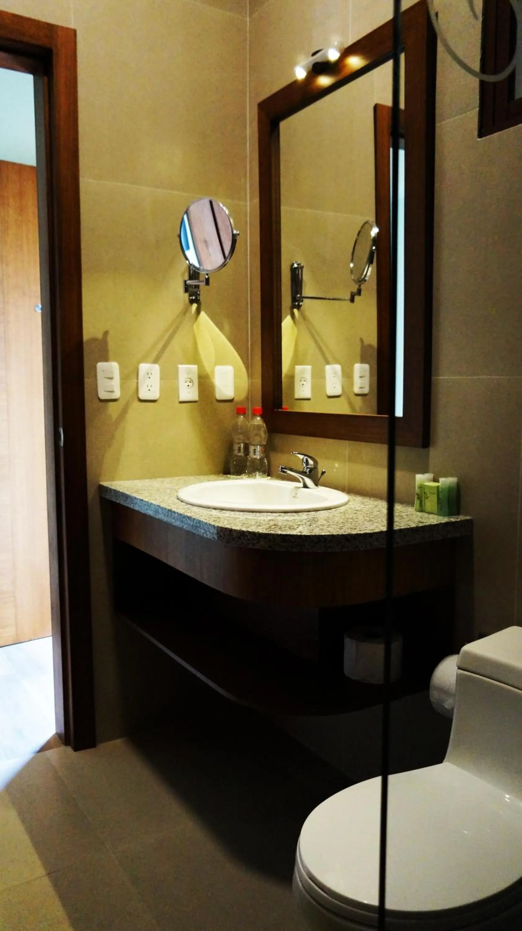Bathroom in Nativa Bambu Ecolodge
