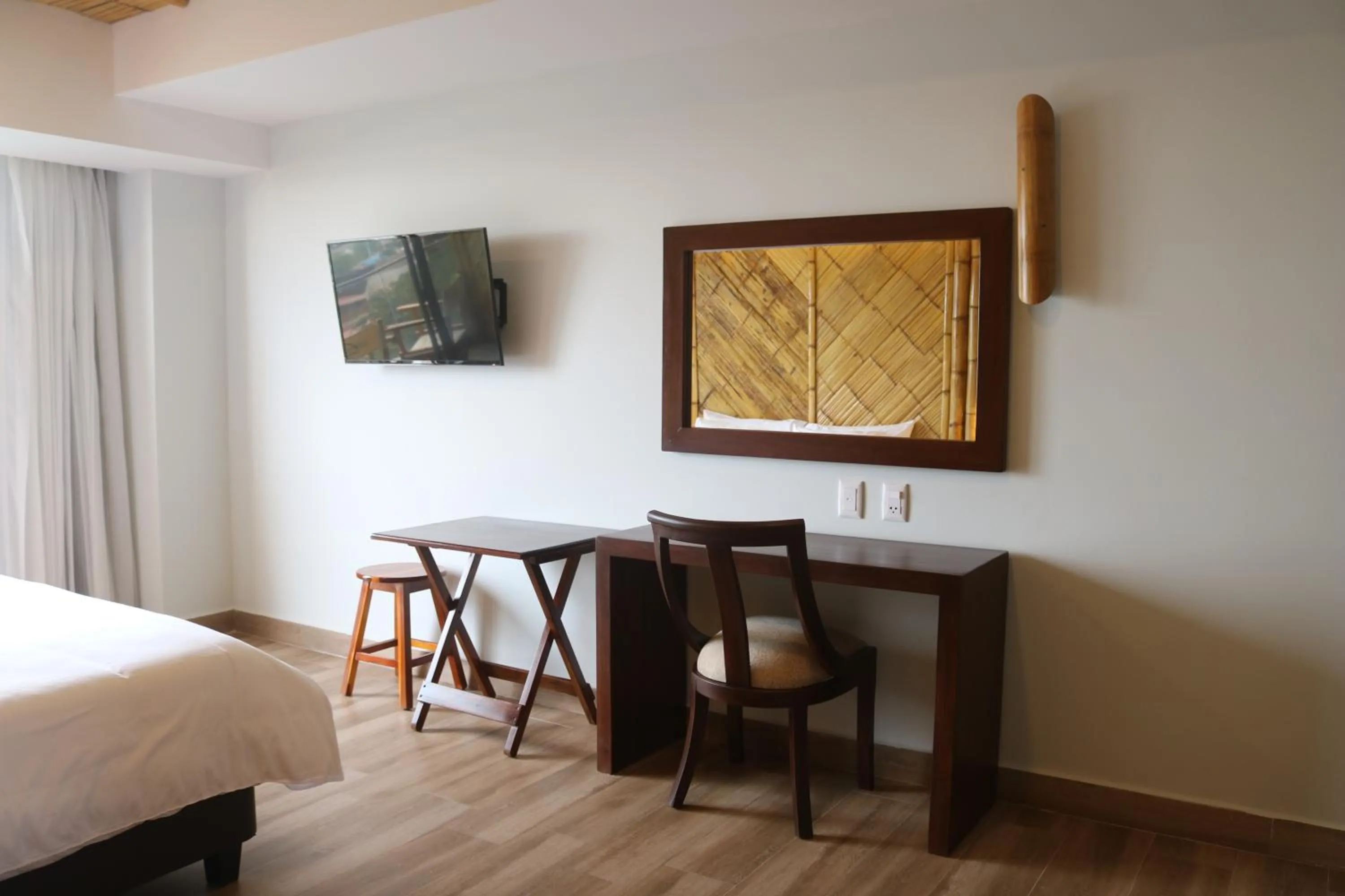 TV and multimedia in Nativa Bambu Ecolodge