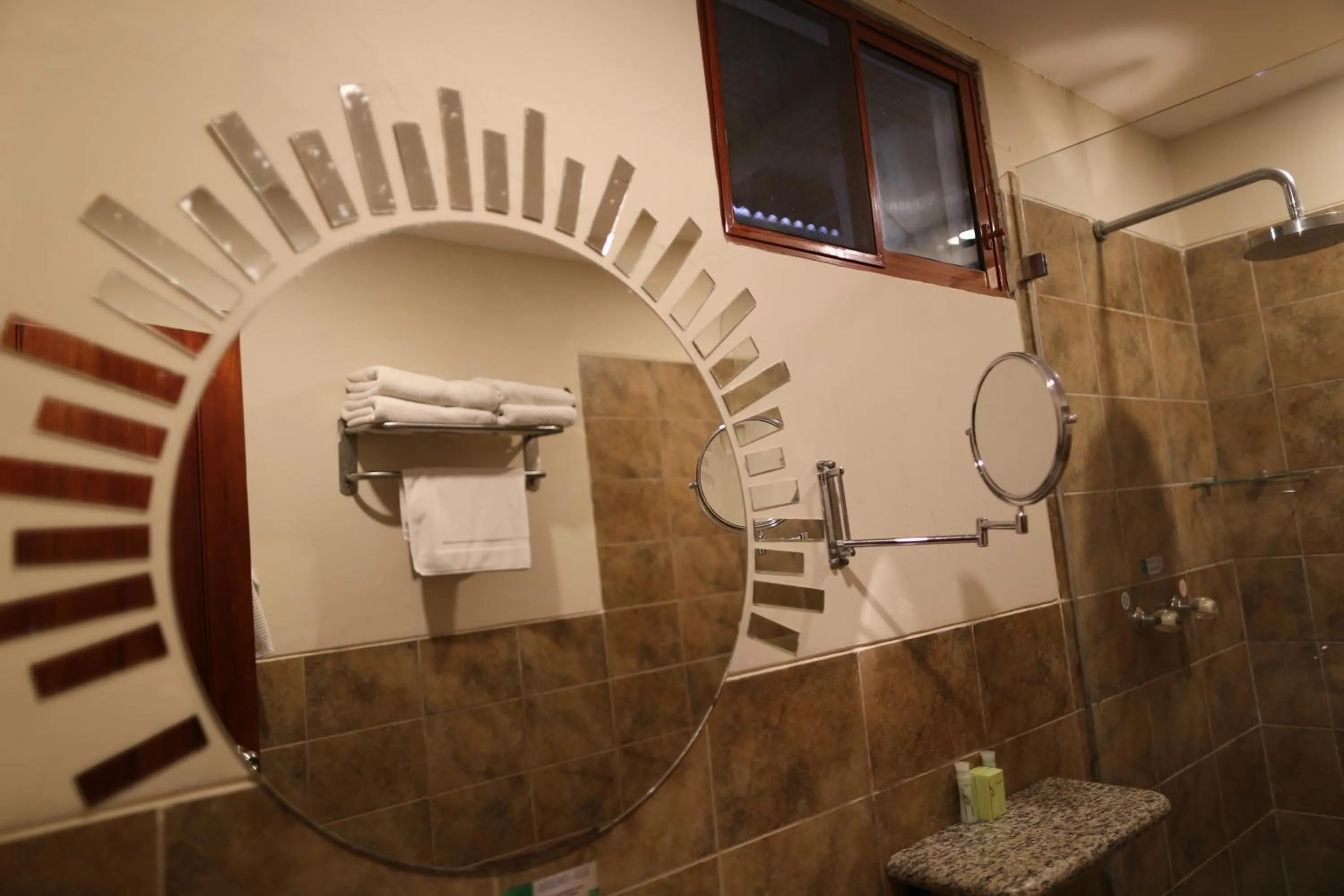 Shower in Nativa Bambu Ecolodge